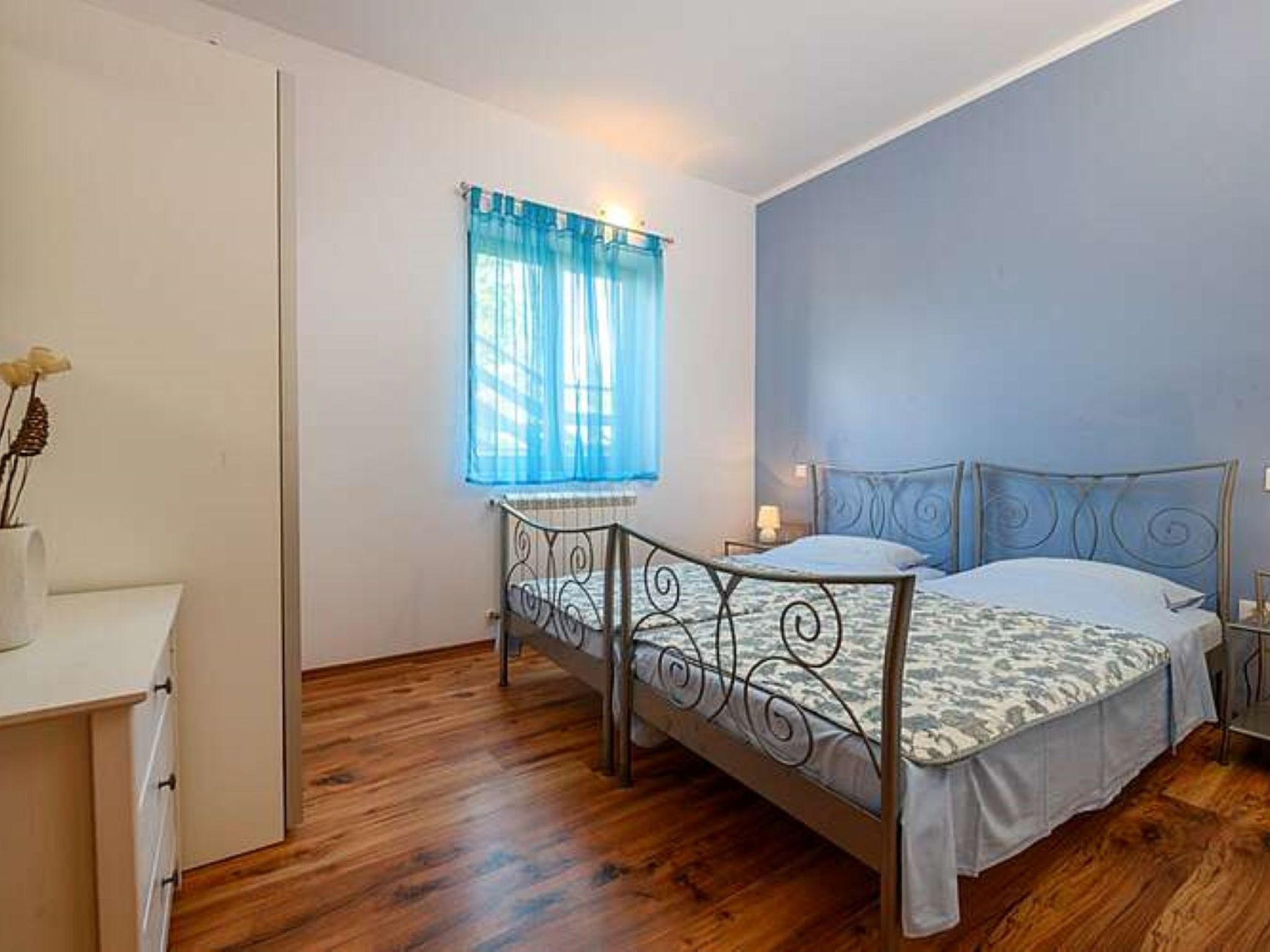 Komfortable, ruhige Erdgeschoss-Ferienwohnung-Drinnen