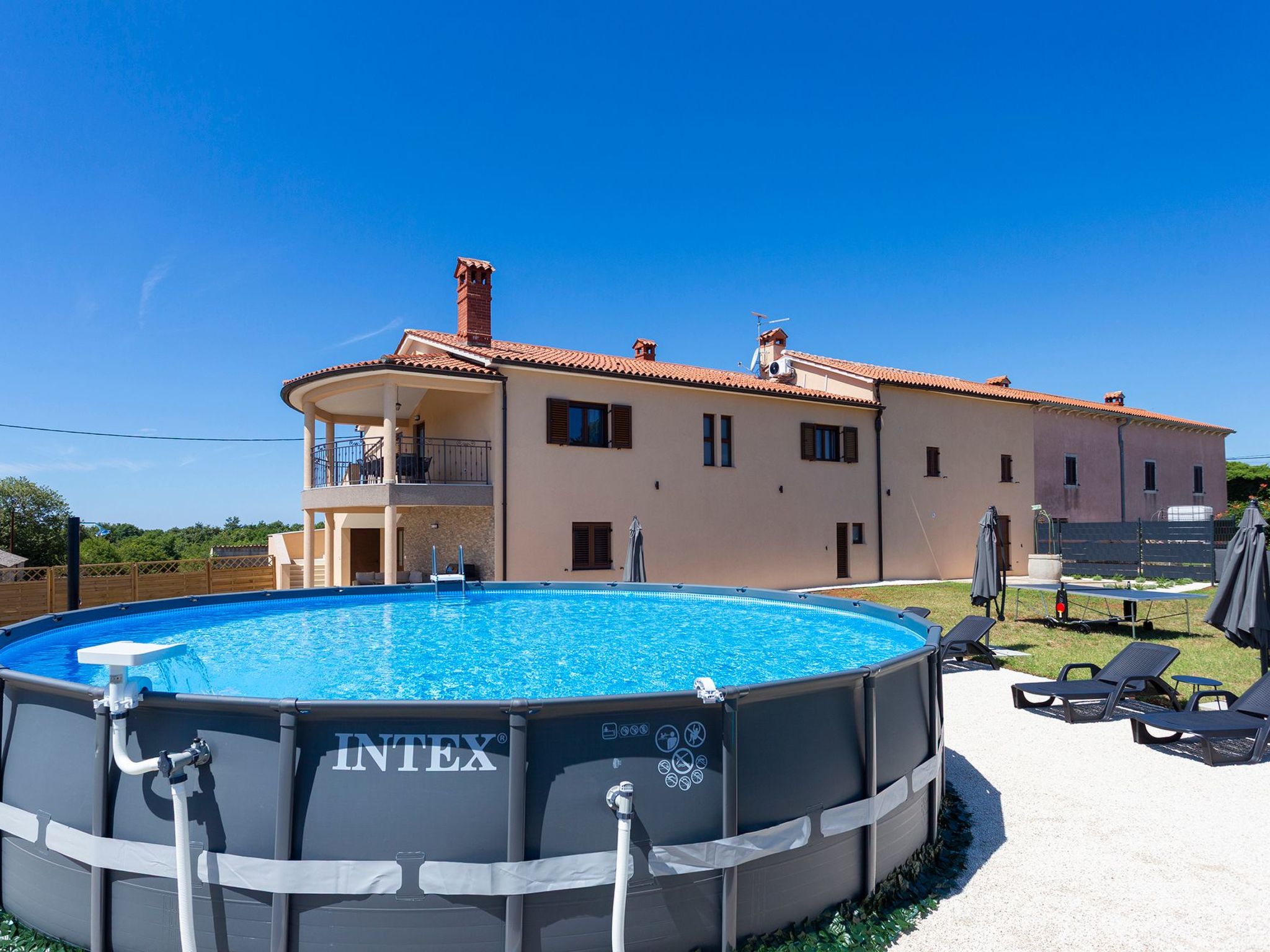 Vakantiehuis met omheinde tuin in Barban (Kroatië) 1 hond is welkom