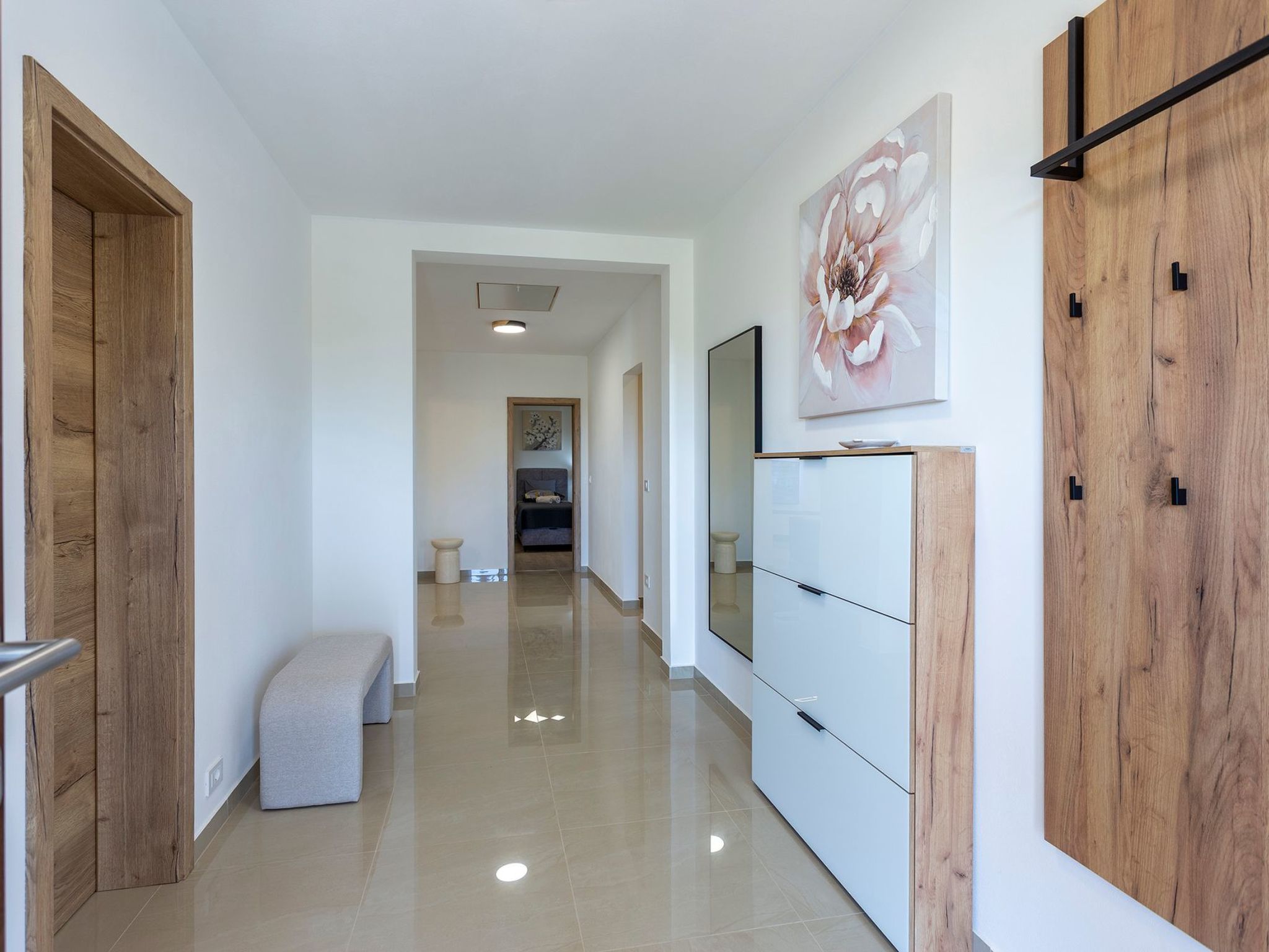 "Luxuriöse App. mit Pool"-Binnen