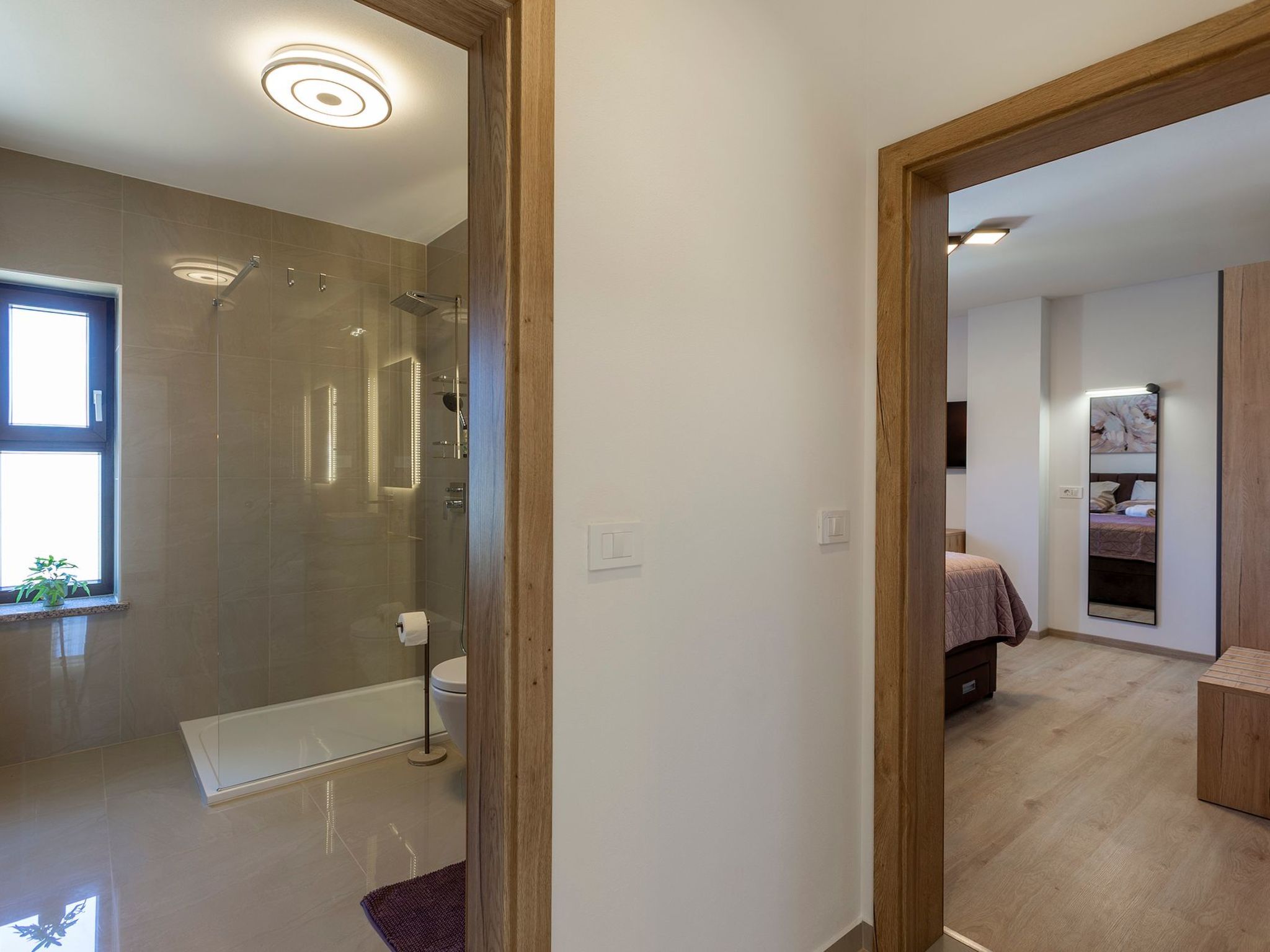 "Luxuriöse App. mit Pool"-Binnen