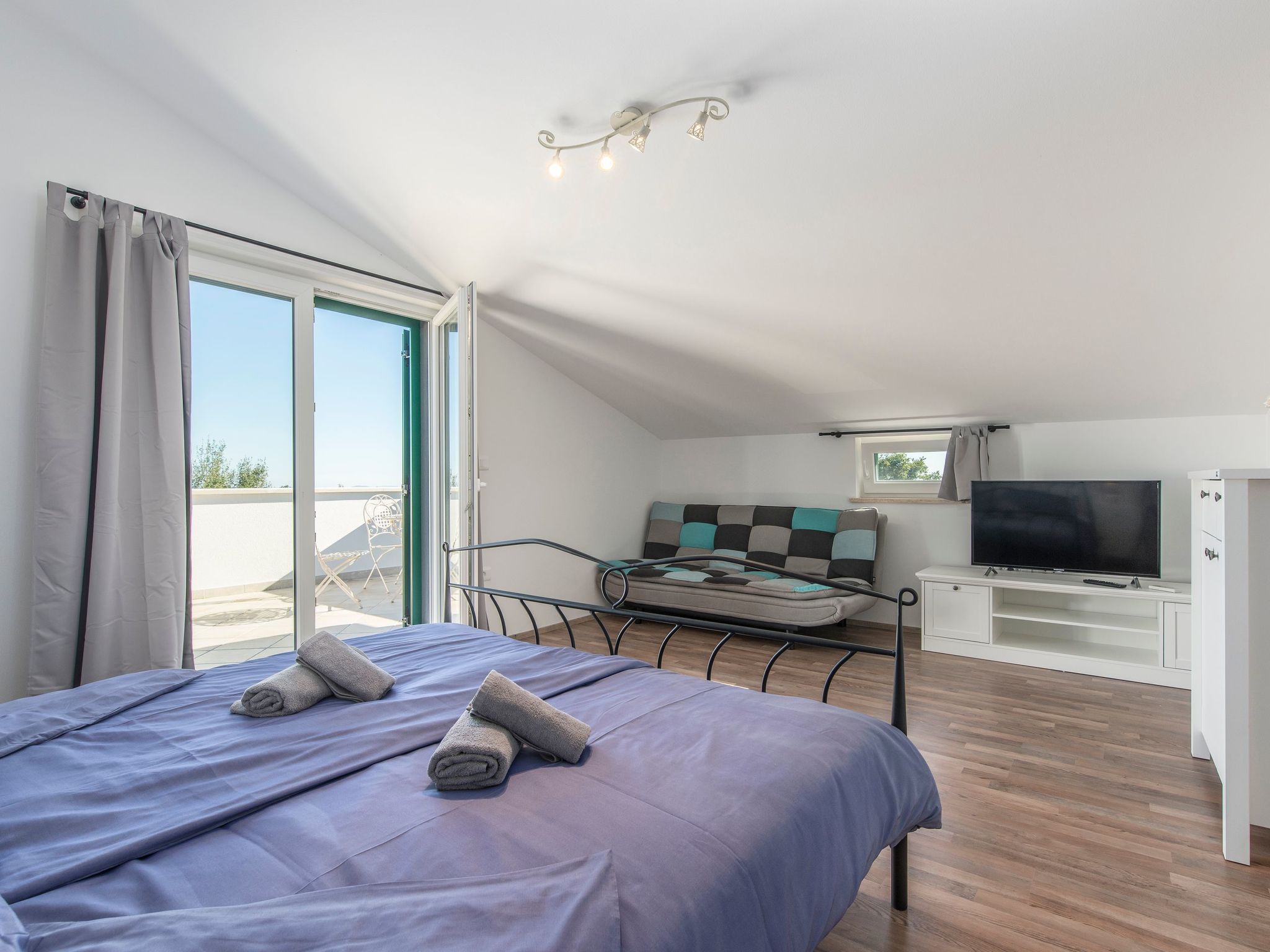 Kuca Renata-Image-tags.info