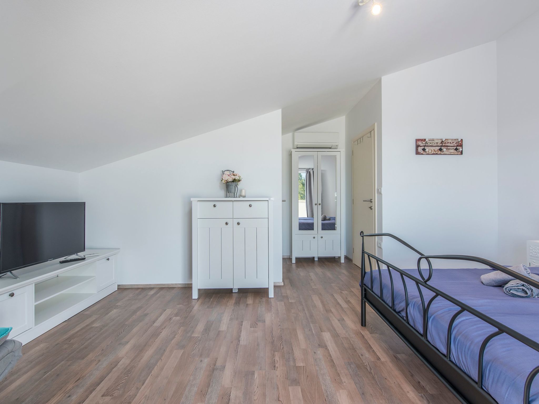 Kuca Renata-Image-tags.info