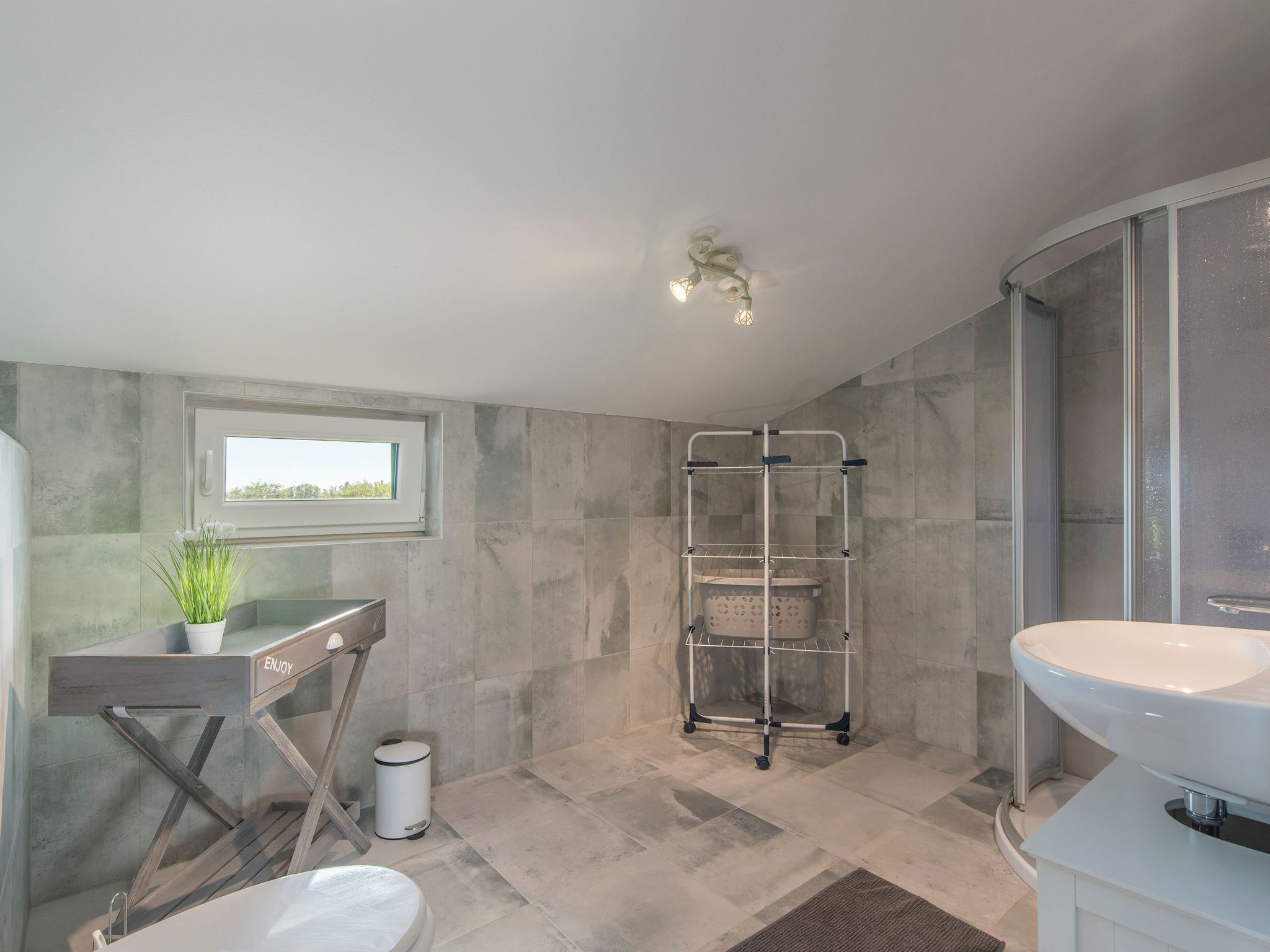 Kuca Renata-Image-tags.info