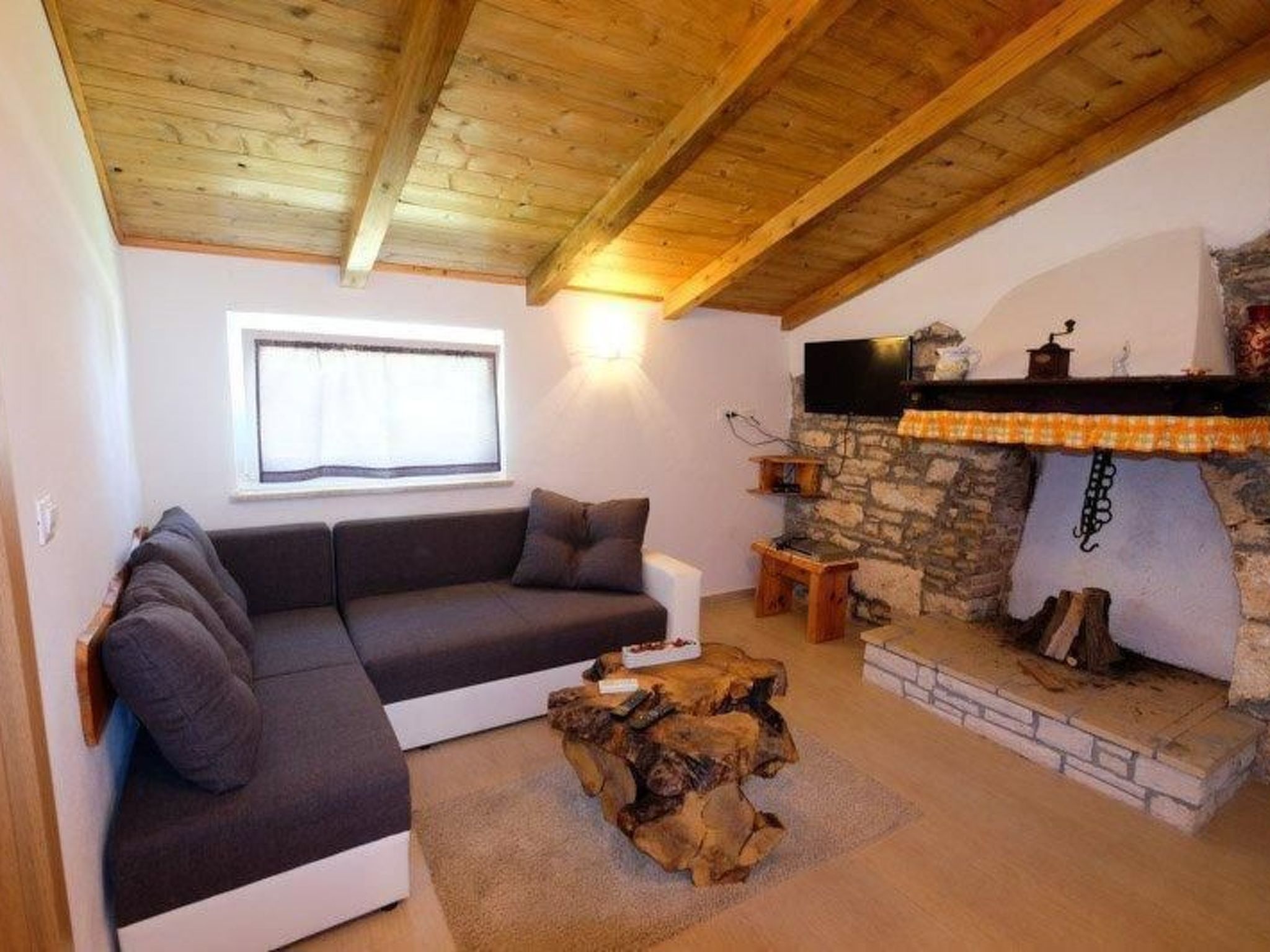 Kuća Paulotta-Image-tags.info