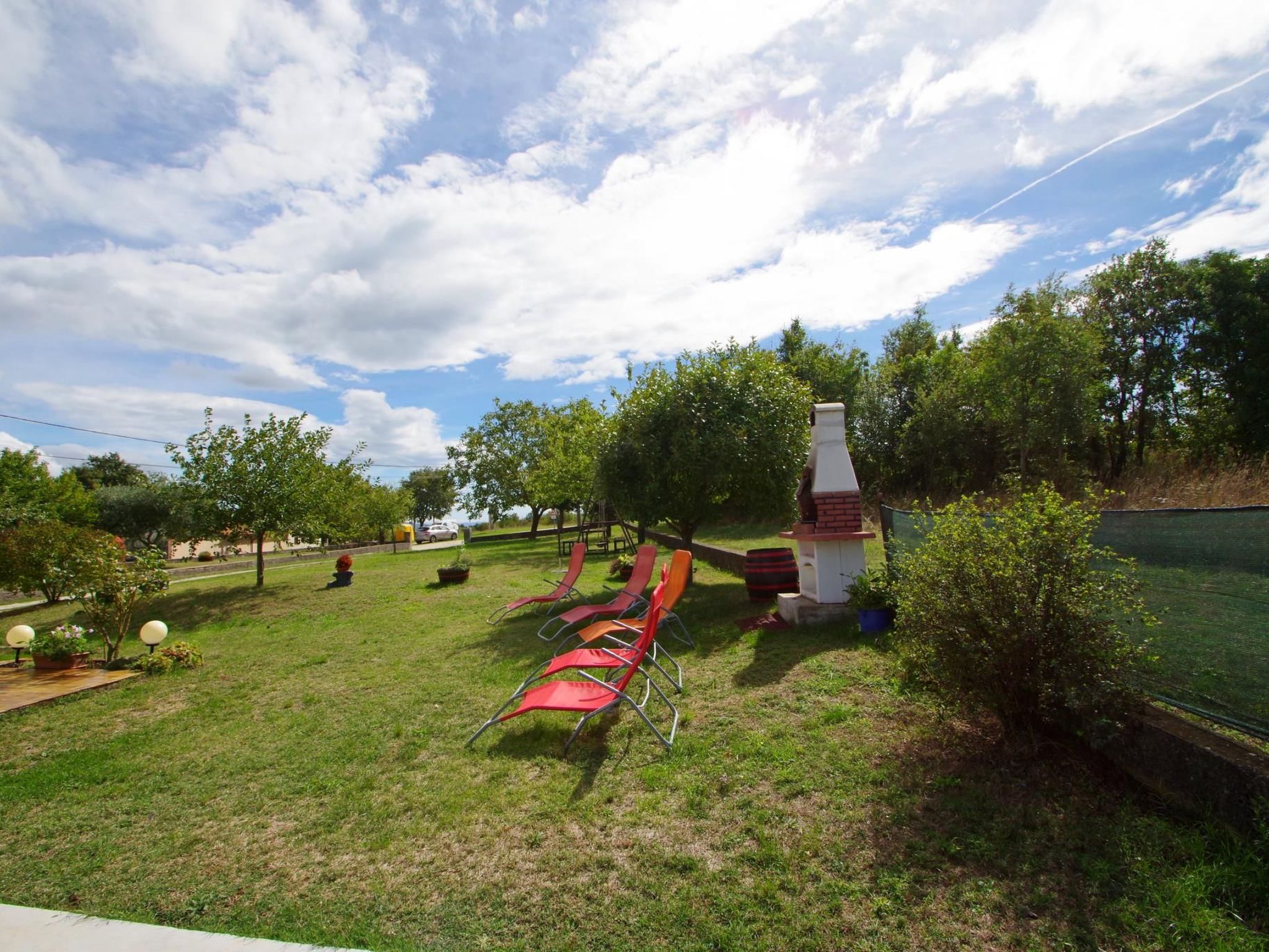 Ruhige Wohnung in dem charmanten Dorf Škitača-Draußen