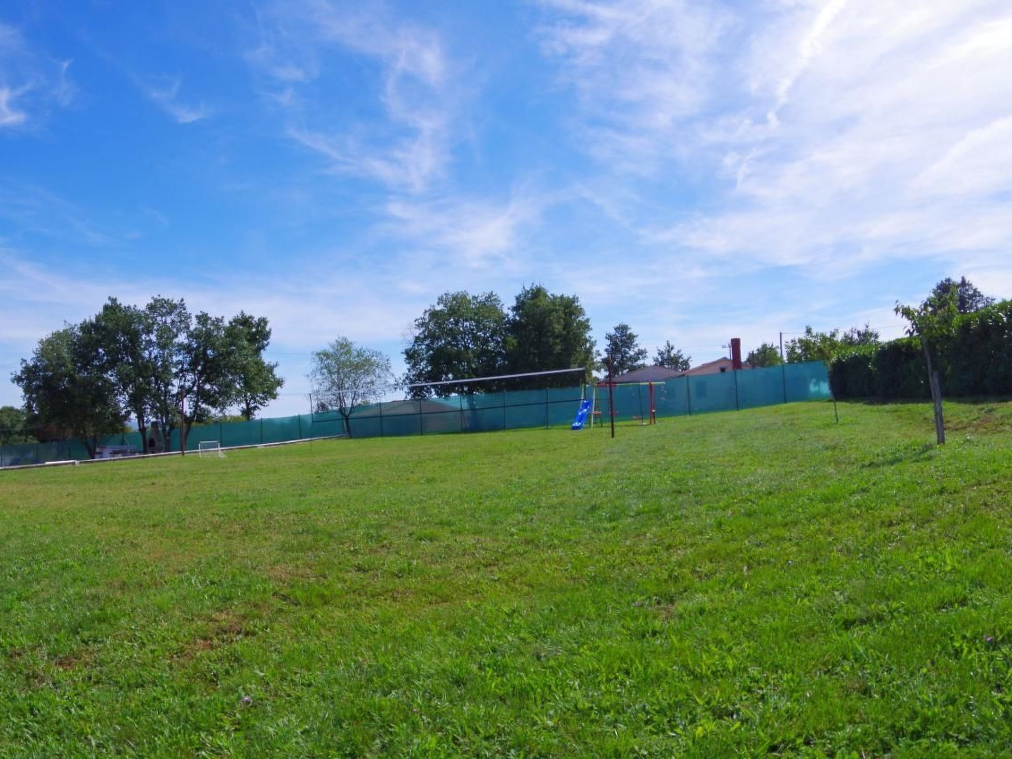 Photo of 3-Schlafzimmer-Wohnung mit Gemeinschaftspool
