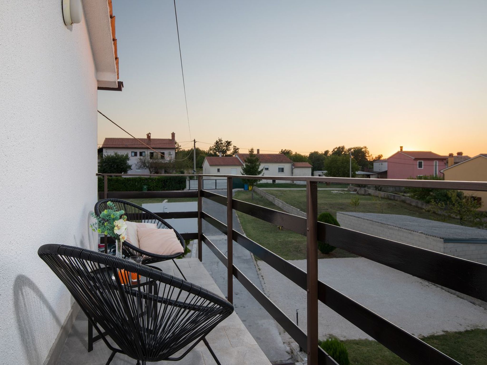 3-Schlafzimmer-Wohnung mit Gemeinschaftspool-Image-tags.info