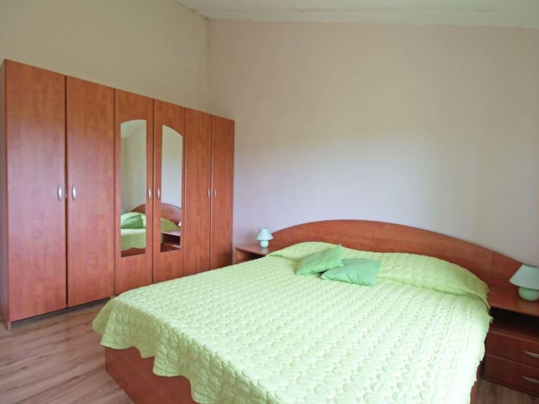 3-Schlafzimmer-Wohnung mit Gemeinschaftspool-Drinnen