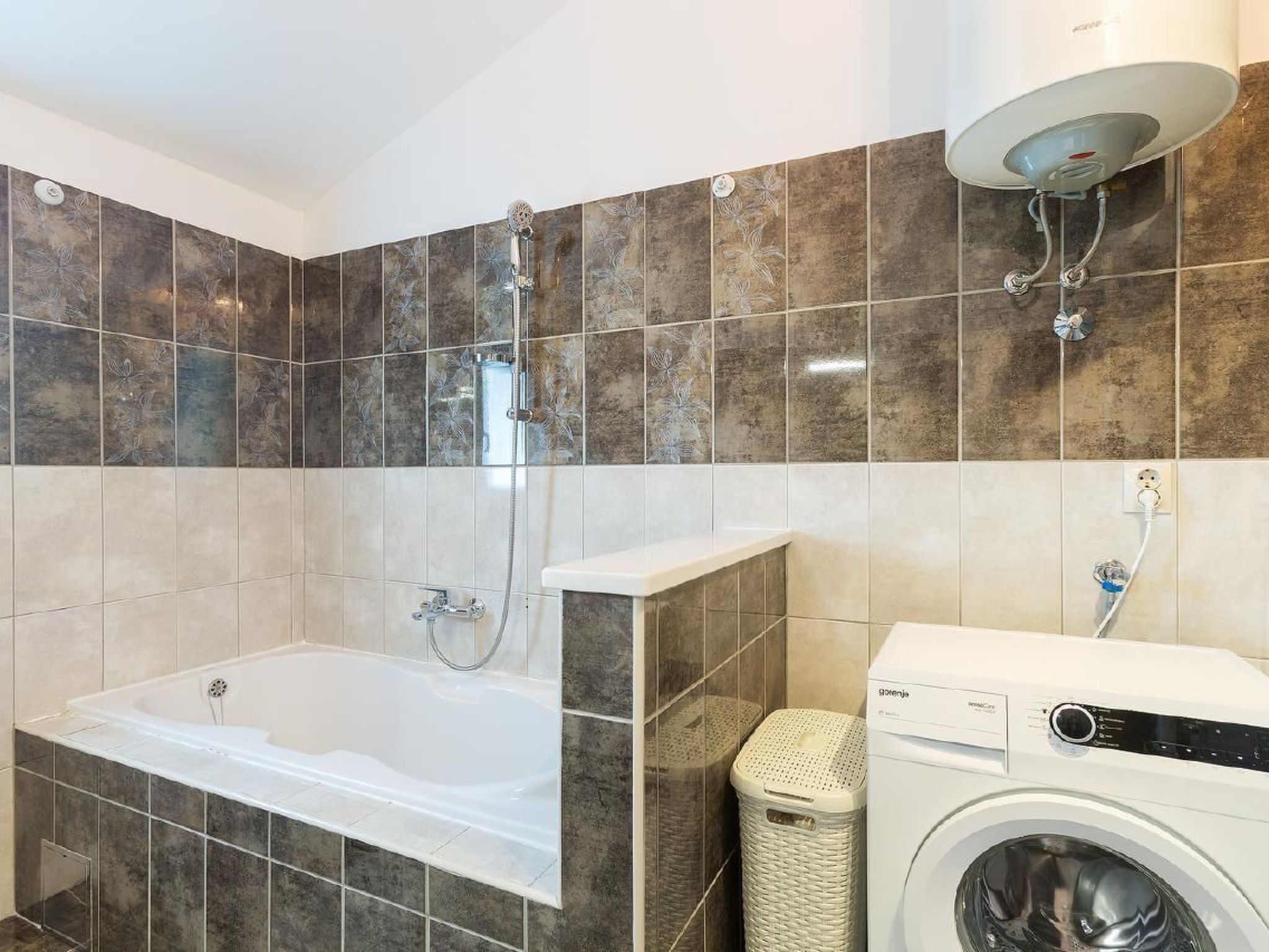 Photo of 3-Schlafzimmer-Wohnung mit Gemeinschaftspool