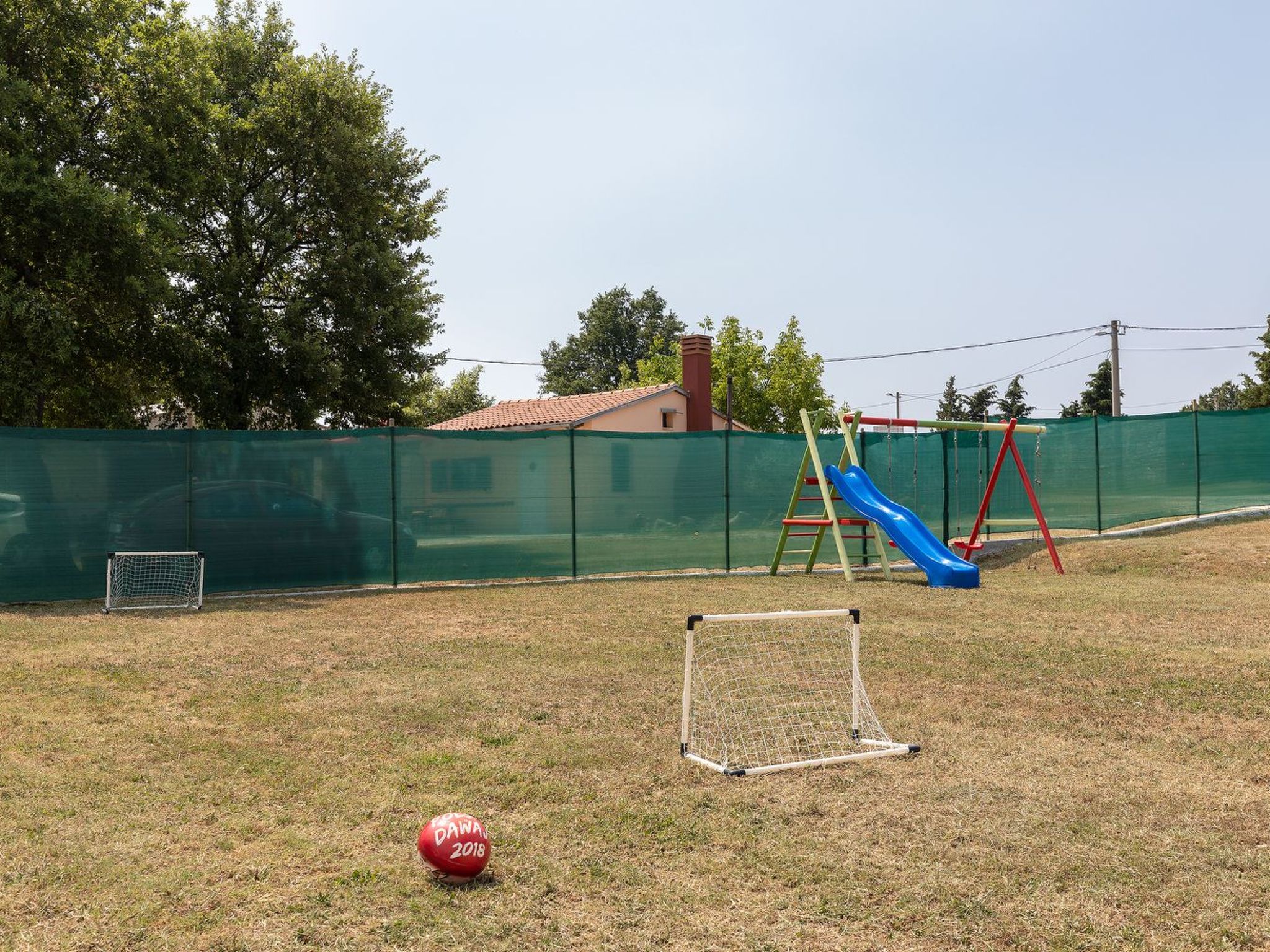 Photo of 3-Schlafzimmer-Wohnung mit Gemeinschaftspool