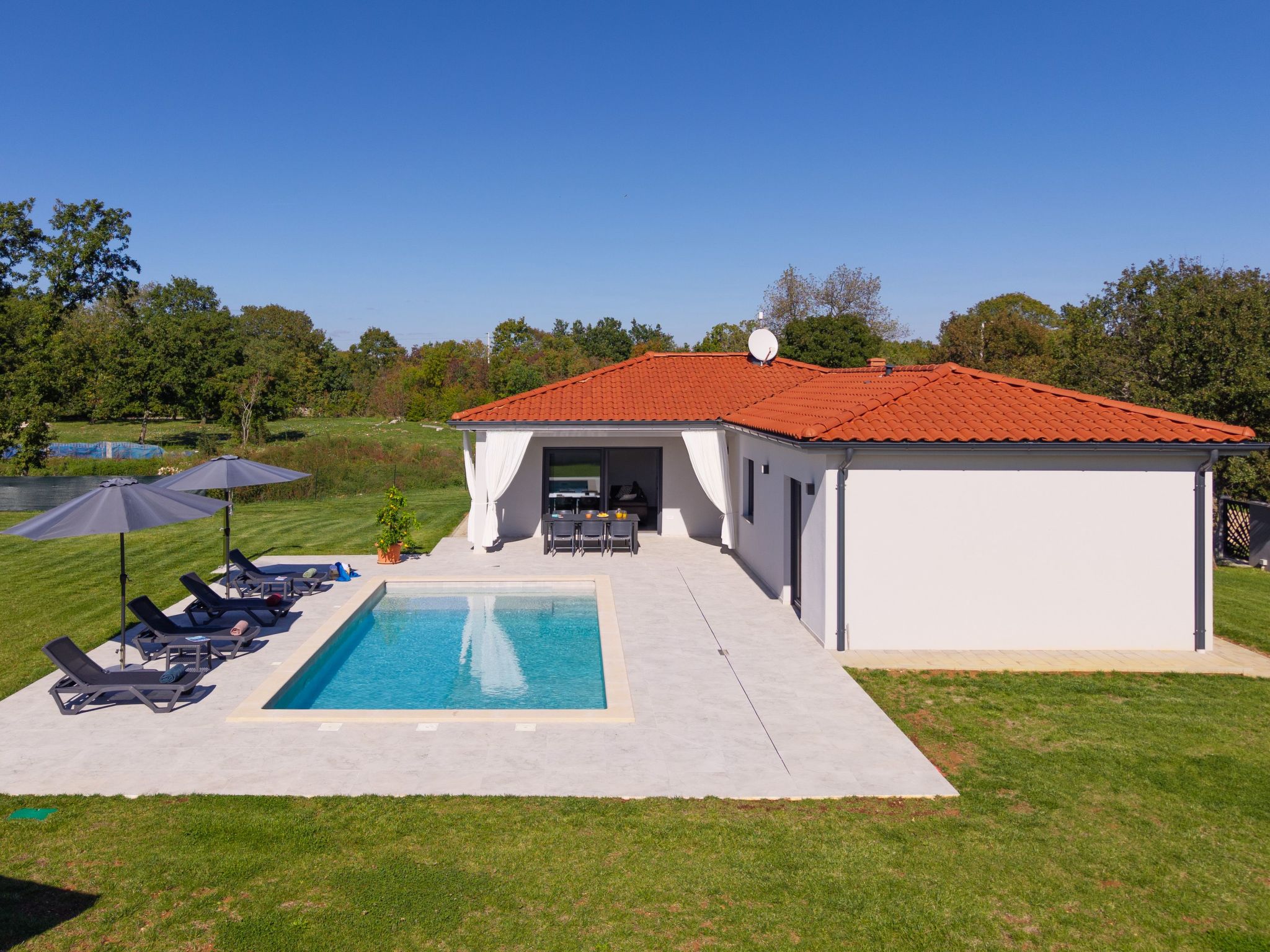 Moderne Villa bei Barban-Binnen