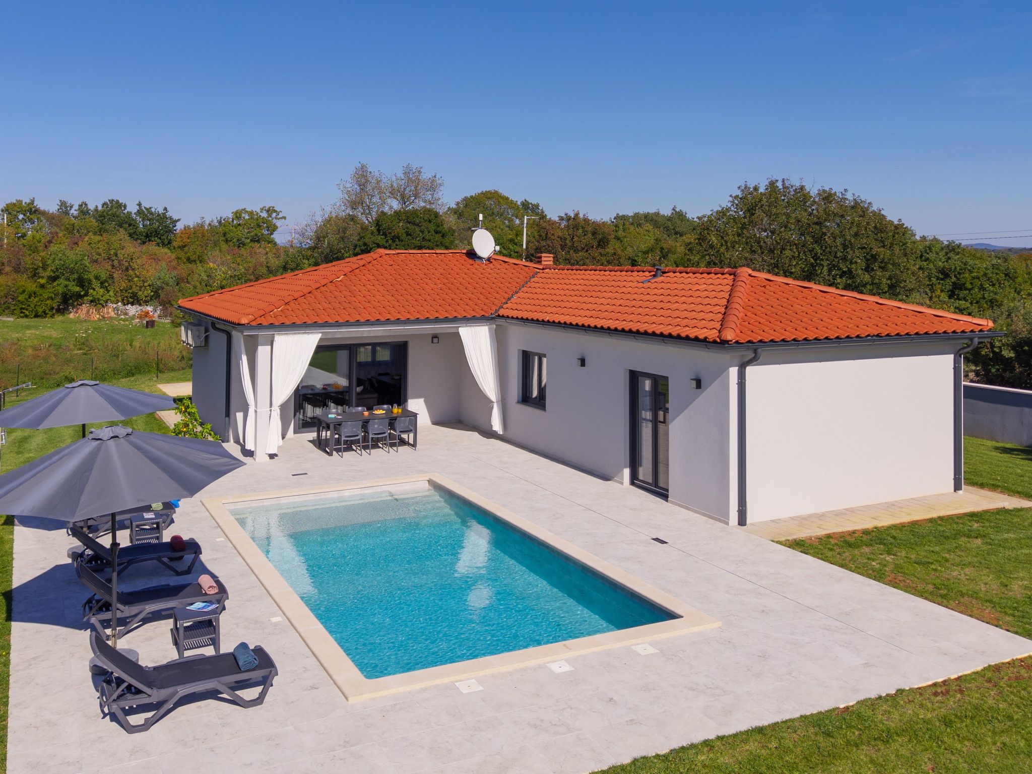 Moderne Villa bei Barban-Binnen