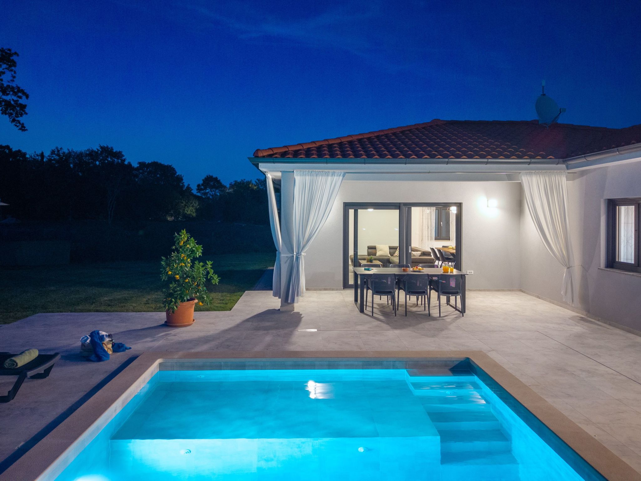 Moderne Villa bei Barban-Binnen