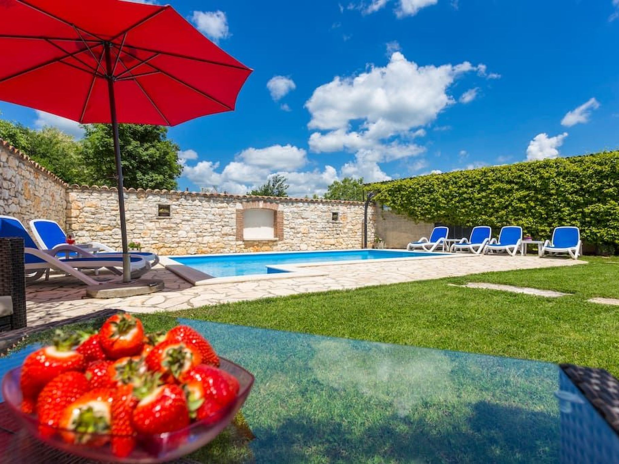 Modernes Ferienhaus in Vadreš mit Privatem Pool