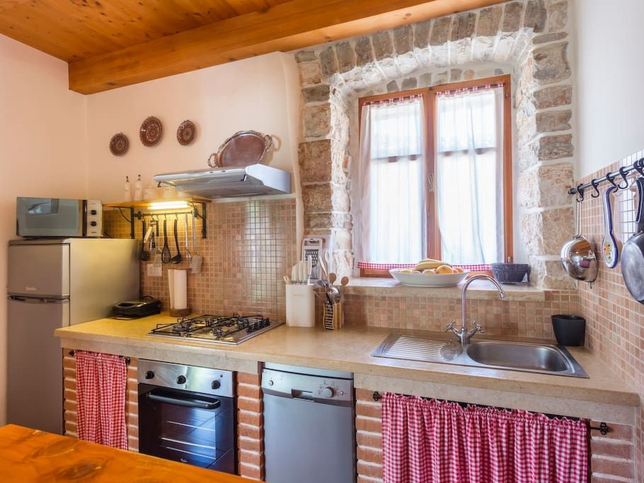 Modernes Ferienhaus in Vadreš mit Privatem Pool-Dedans