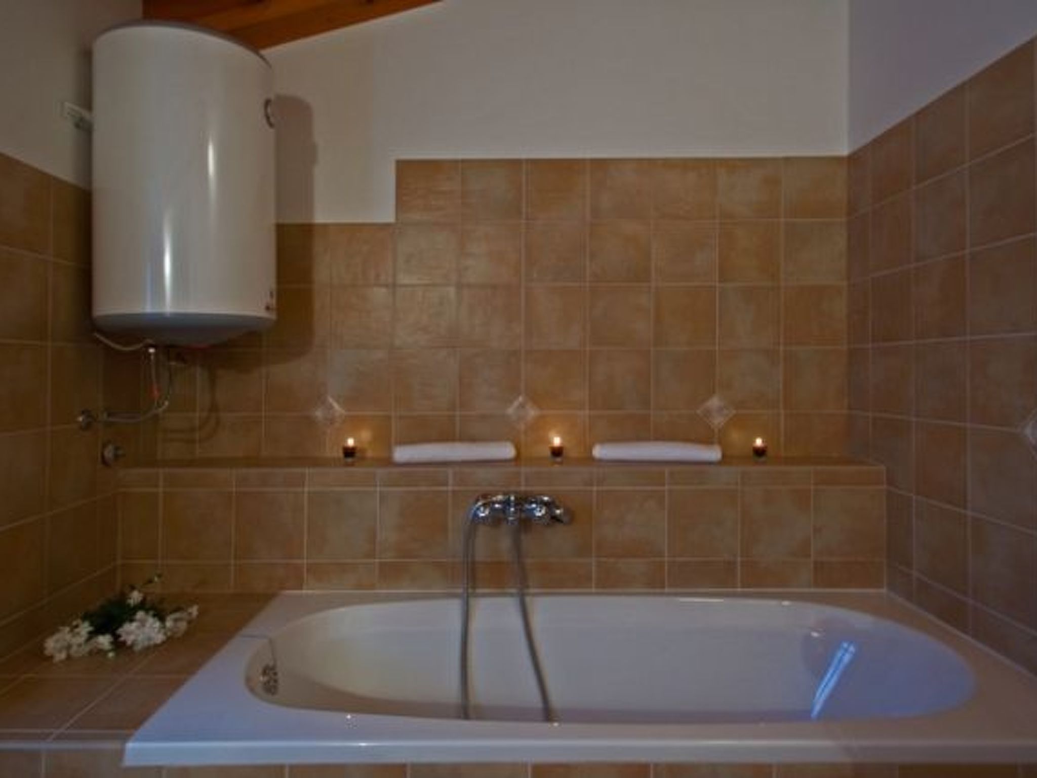 Photo of Modernes Ferienhaus in Vadreš mit Privatem Pool