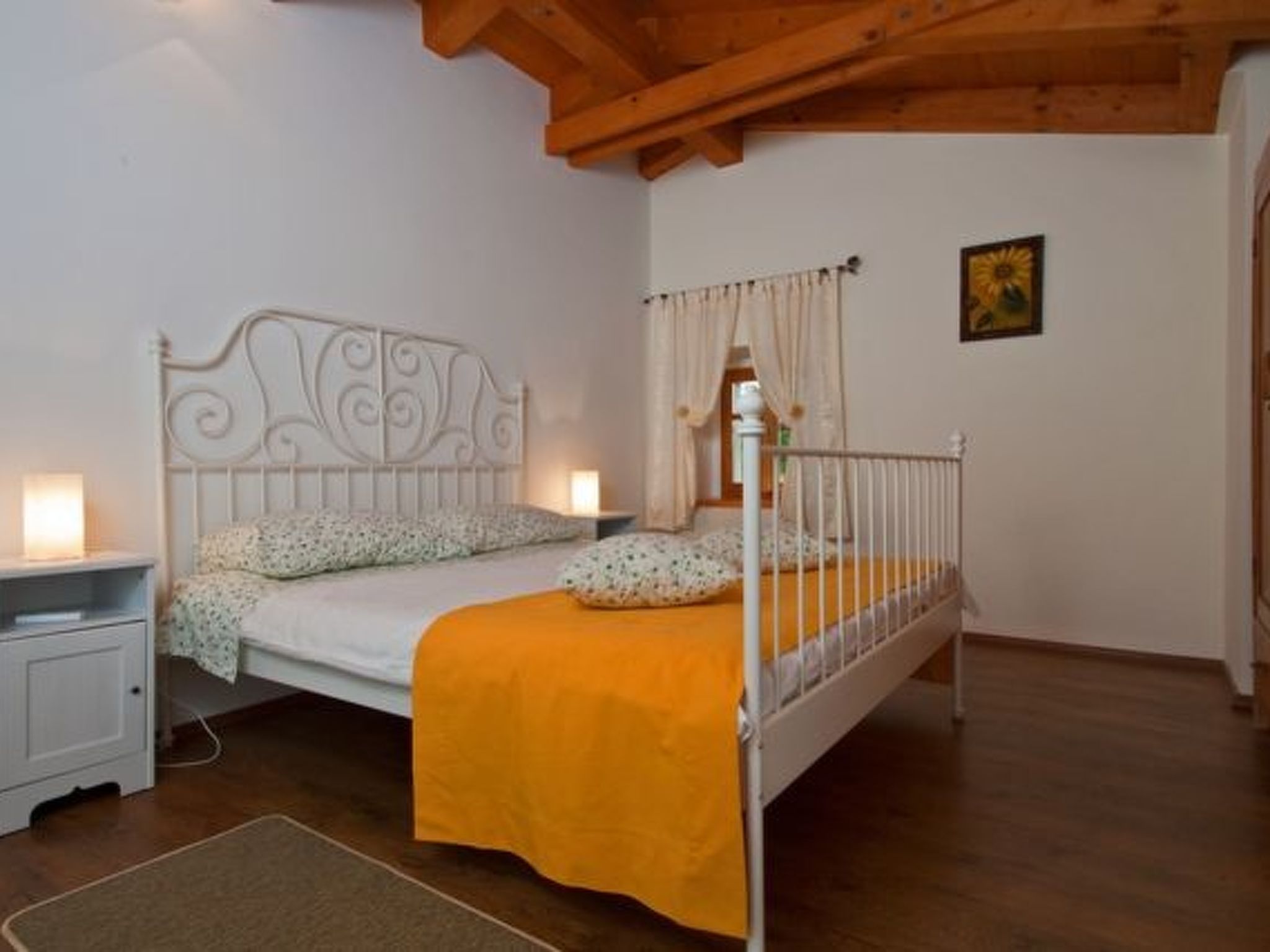 Photo of Modernes Ferienhaus in Vadreš mit Privatem Pool