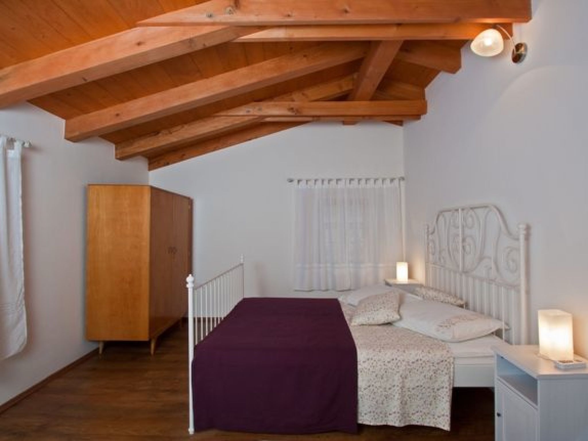 Photo of Modernes Ferienhaus in Vadreš mit Privatem Pool