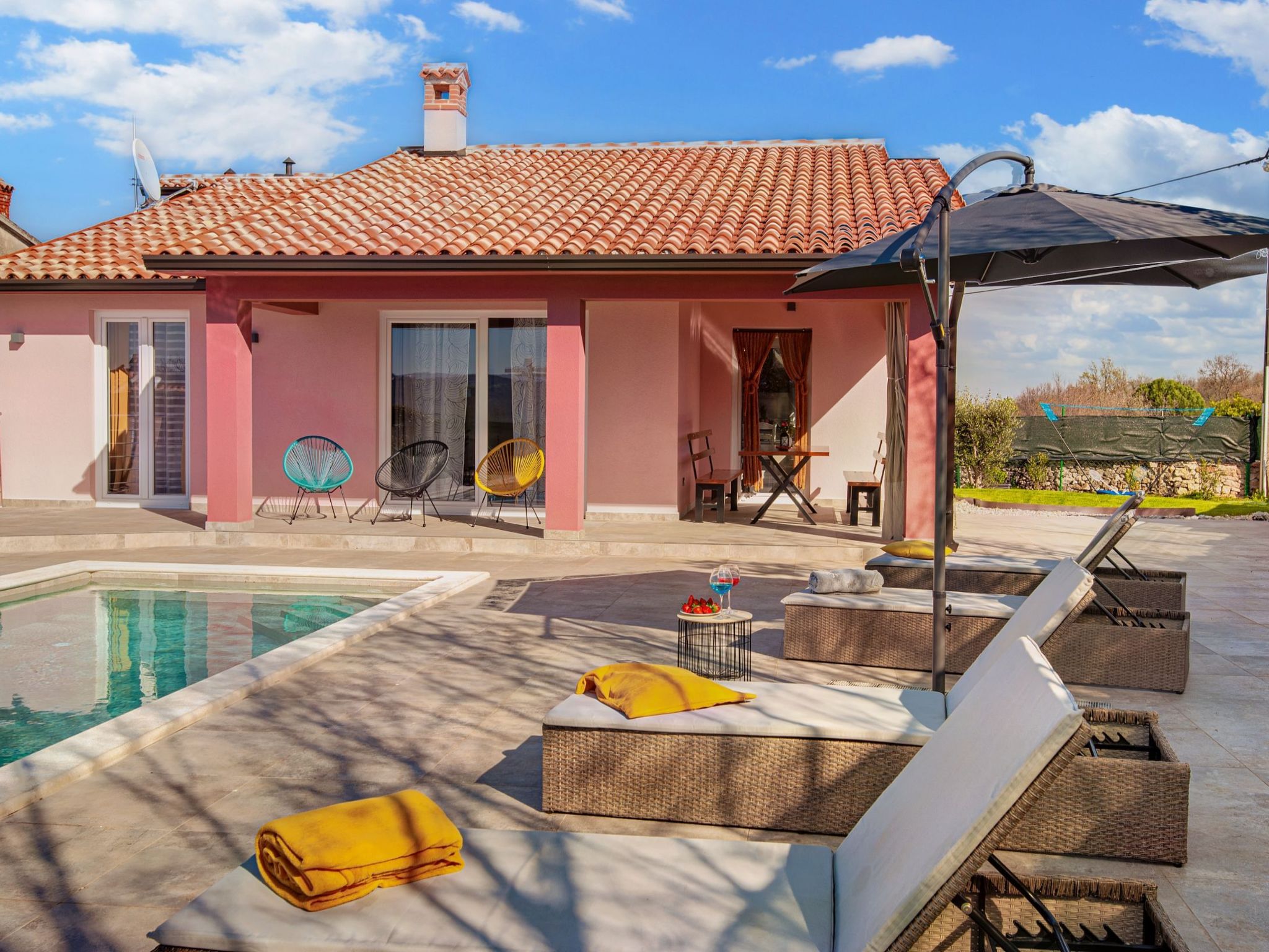 Vakantiehuis met privé zwembad in Rasa (Kroatië) voor 6 personen