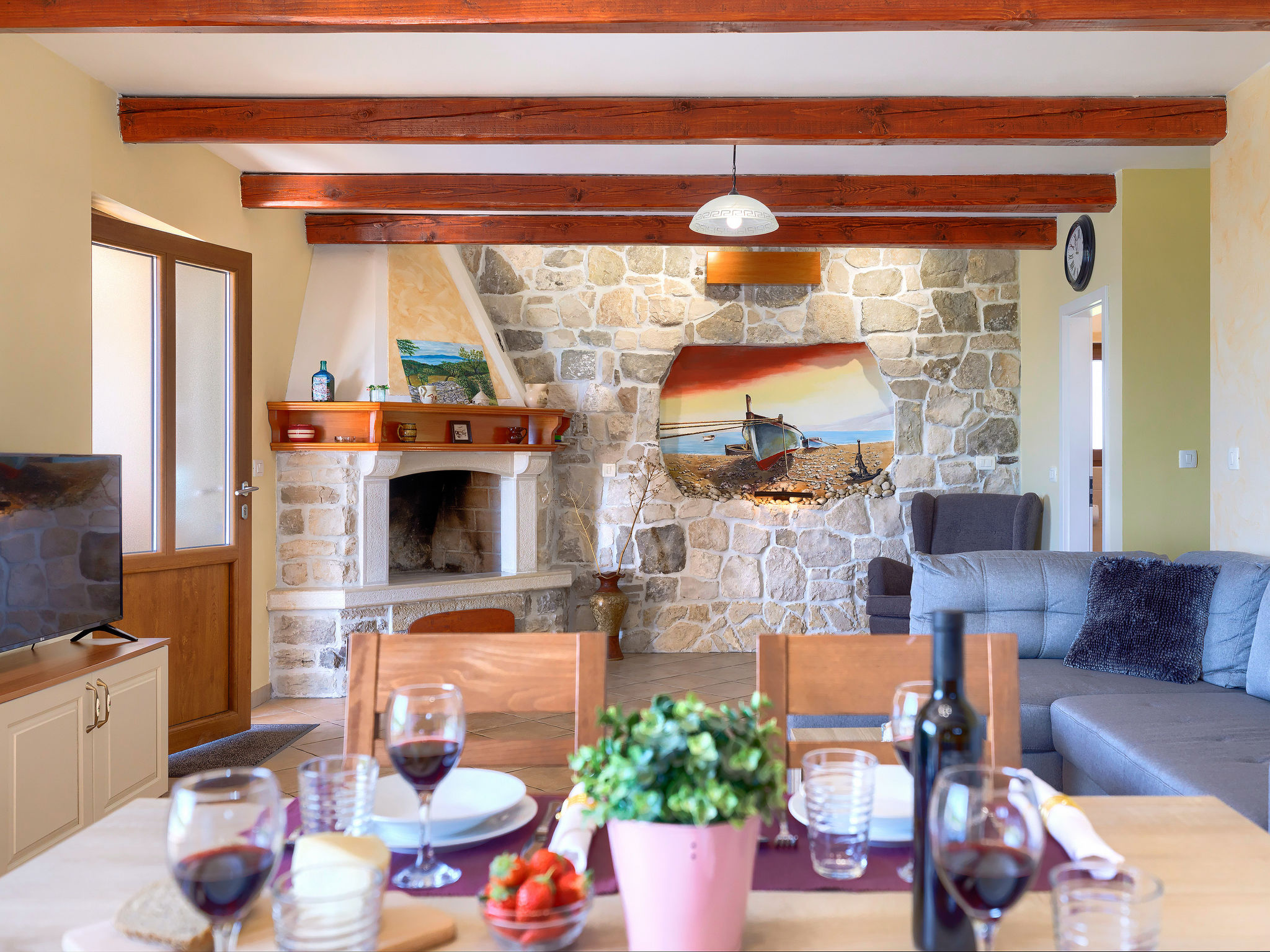 Kitchen / Dining Room