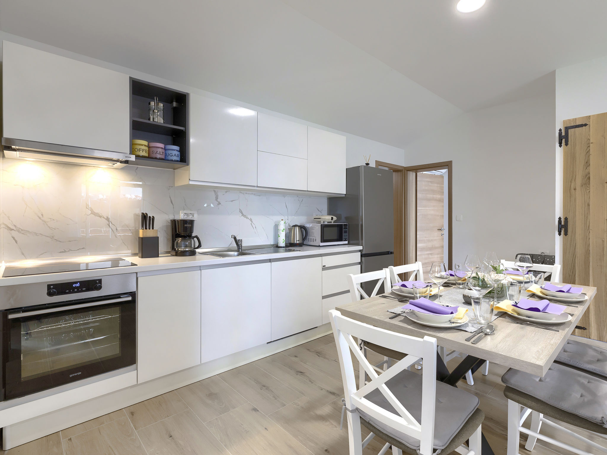 Kitchen / Dining Room