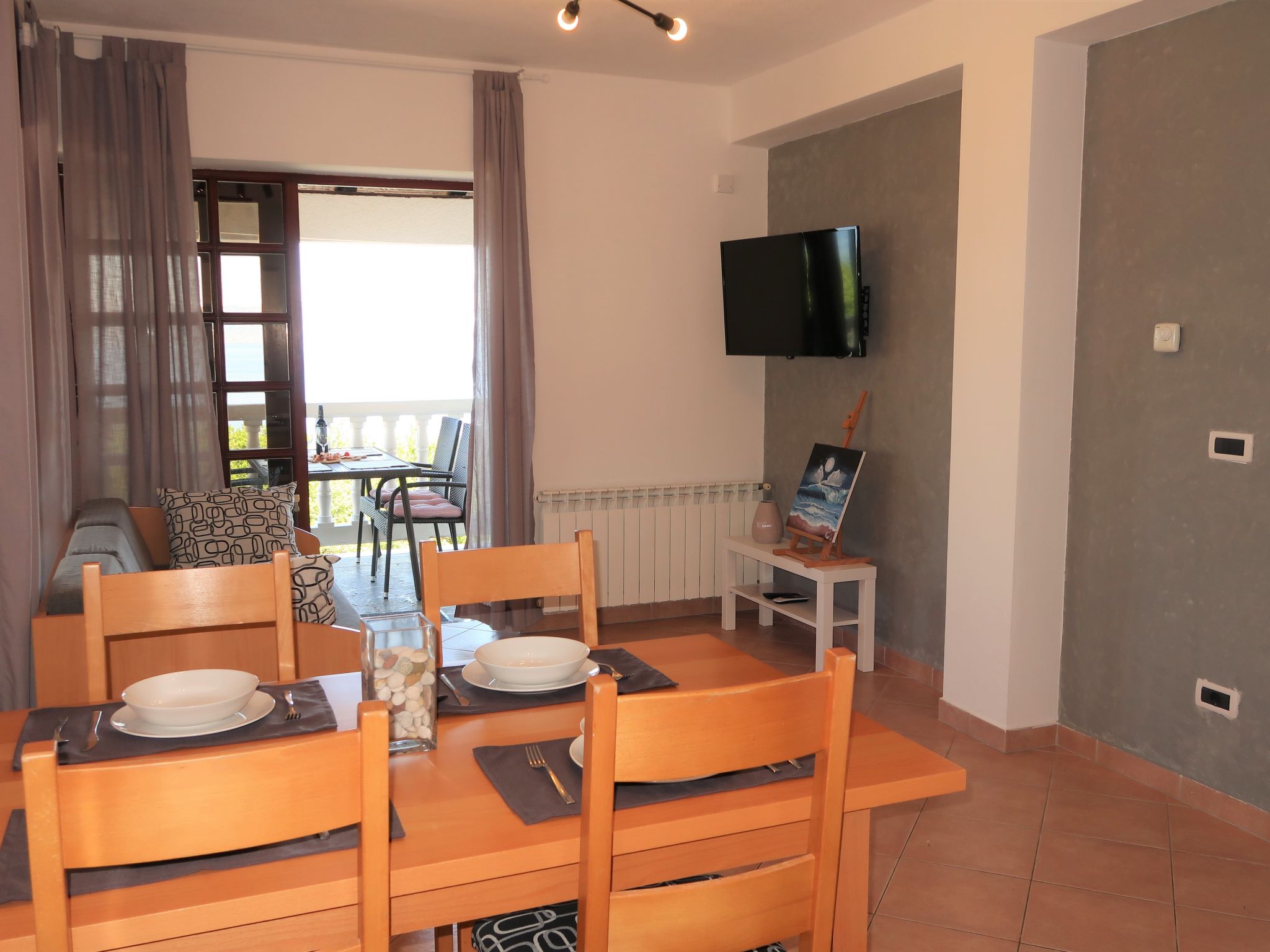 Kitchen / Dining Room