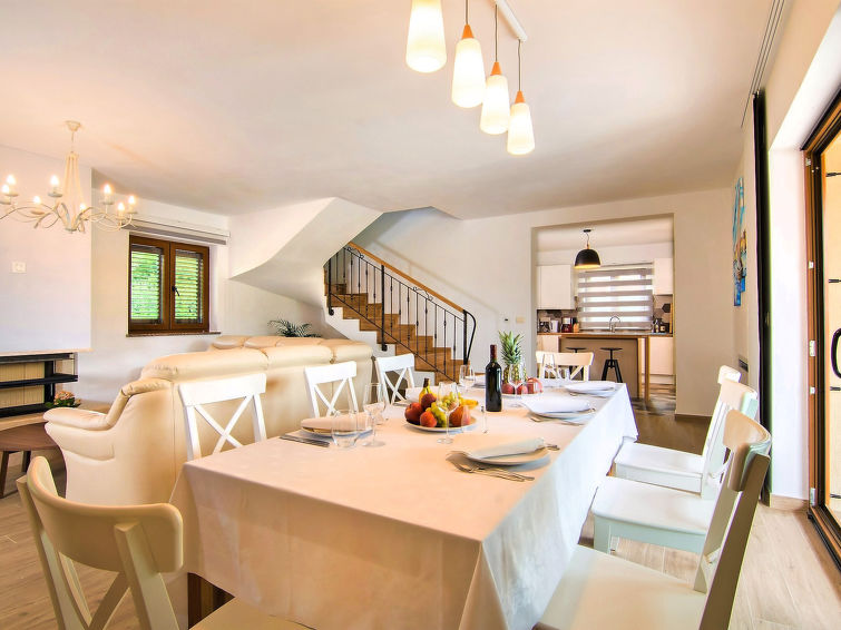 Search and Stay destination Nedešćina, Istarska županija - Croatia from AU$ 485. Jadran (LBN310)