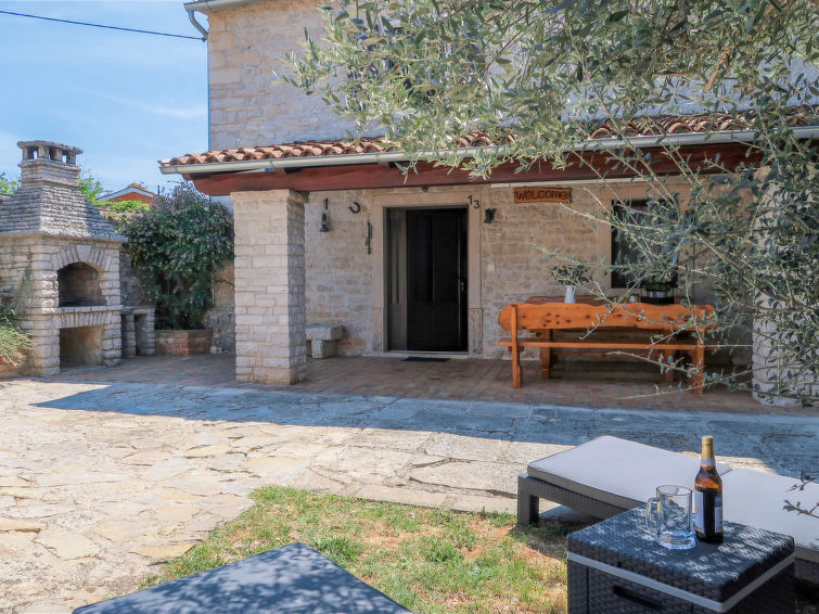 Search and Stay destination Kožljani, Istarska županija - Croatia from AU$ 100. Lara (LBN362)