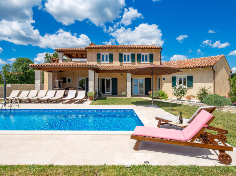 Search and Stay destination Vadreš, Istarska županija - Croatia from AU$ 342. Baretuni (LBN390)