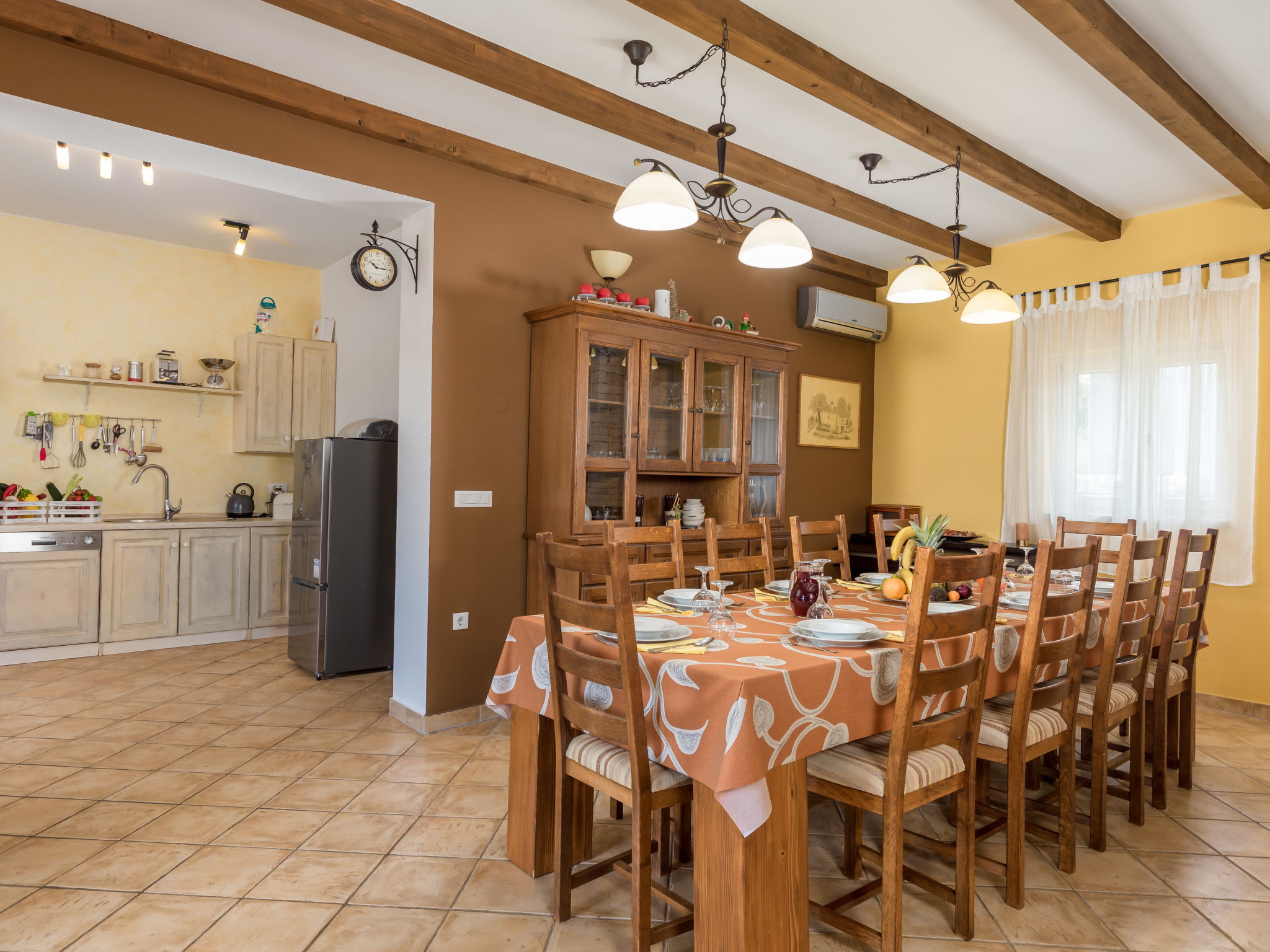 Kitchen / Dining Room