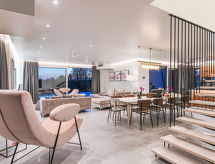 Villa Sonia: Luxe oase met verwarmd zwembad en sauna nabij Labin - thumbnail 6