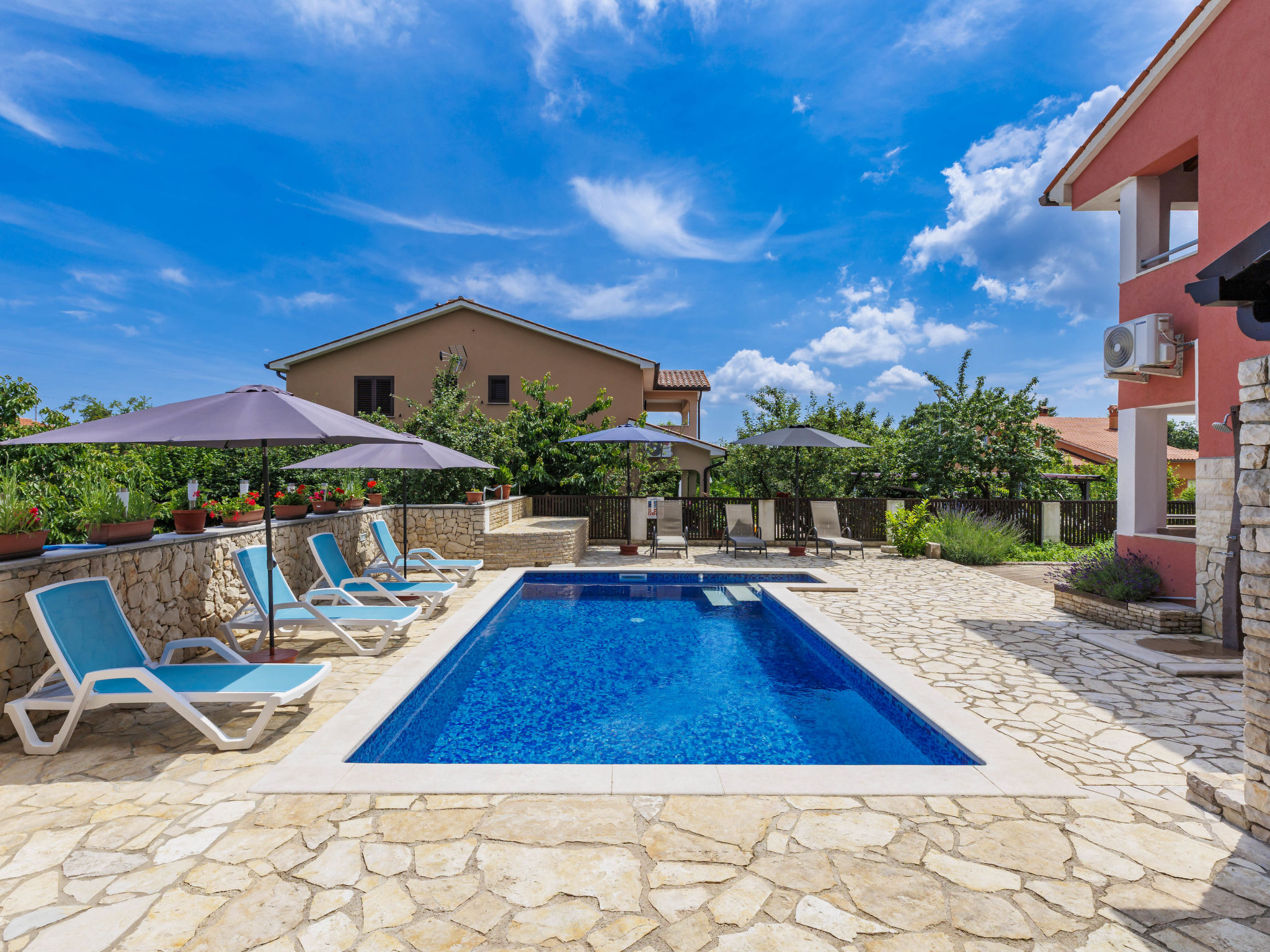 Photo of Villa Comottin