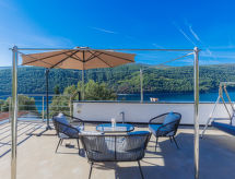 Villa Dragica: Vrijstaande villa op 80 meter van zee in Istrië - thumbnail 1