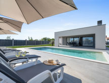Villa Meraki