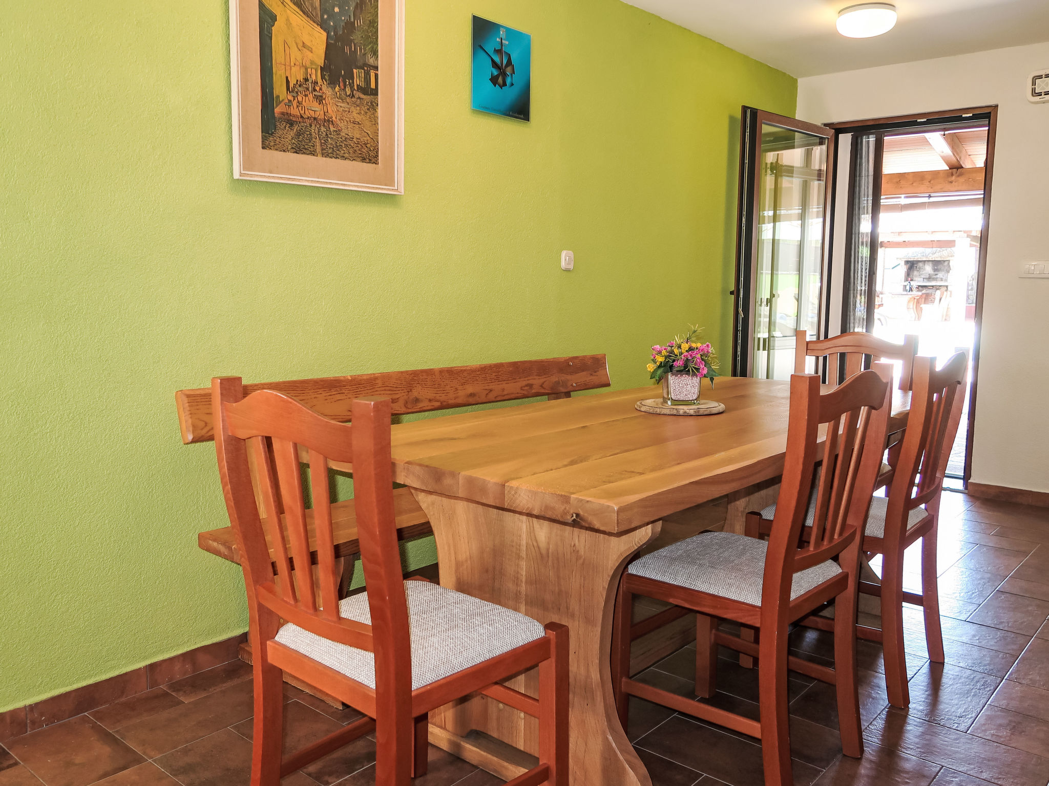 Kitchen / Dining Room