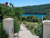 Appartement Dina: knusse studio vlakbij zee in Duga Luka, Labin - thumbnail 1