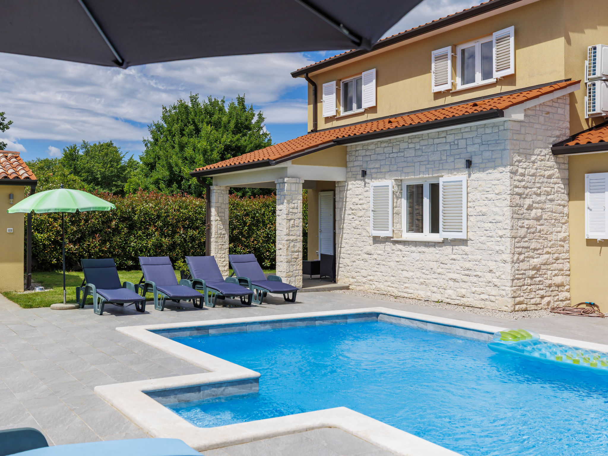 Istria Queen - Dehors