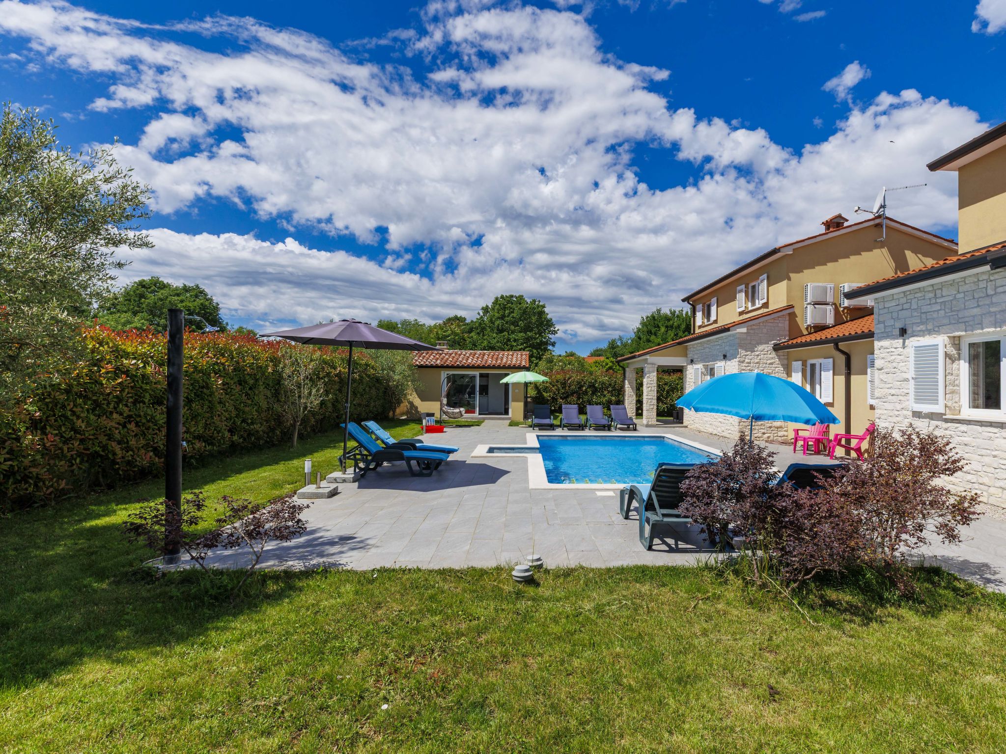 Istria Queen - Dehors