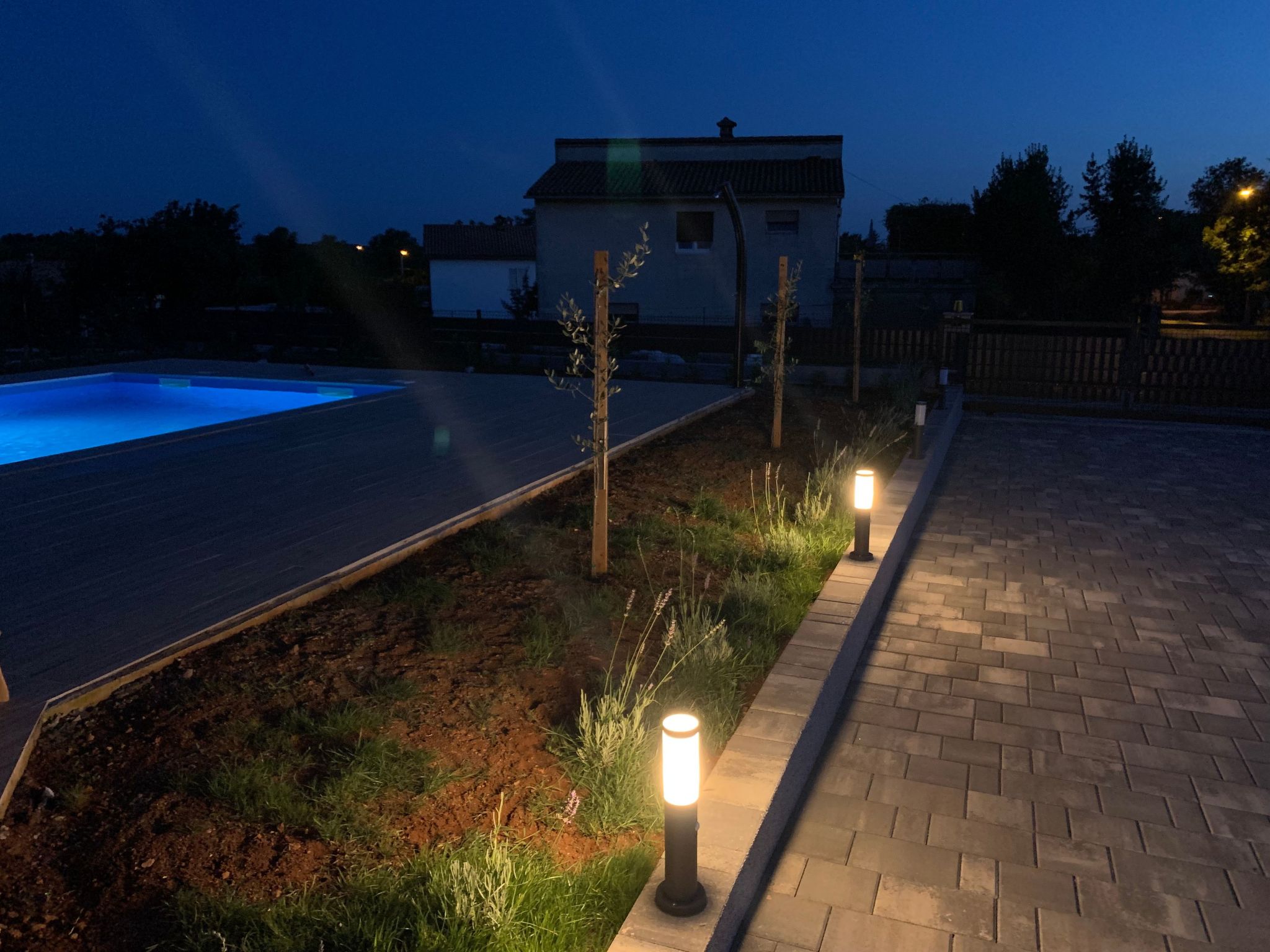 Lavender Villa-Dehors