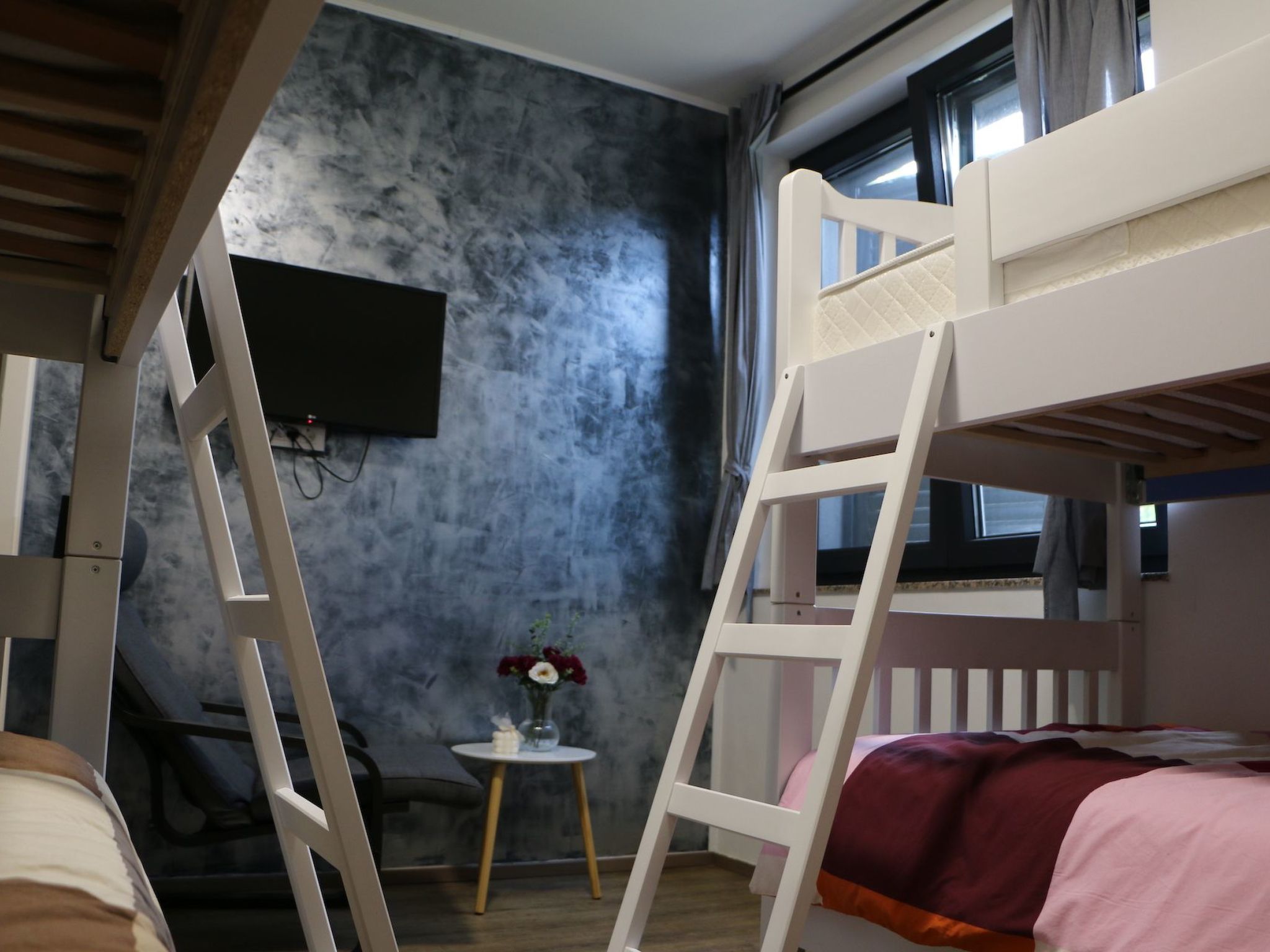 Lavender Villa-Image-tags.info