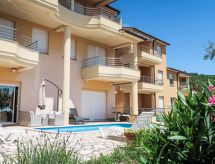Appartement Orhideja und Magnolia met zwembad, 1,3 km van strand Rabac - thumbnail 4