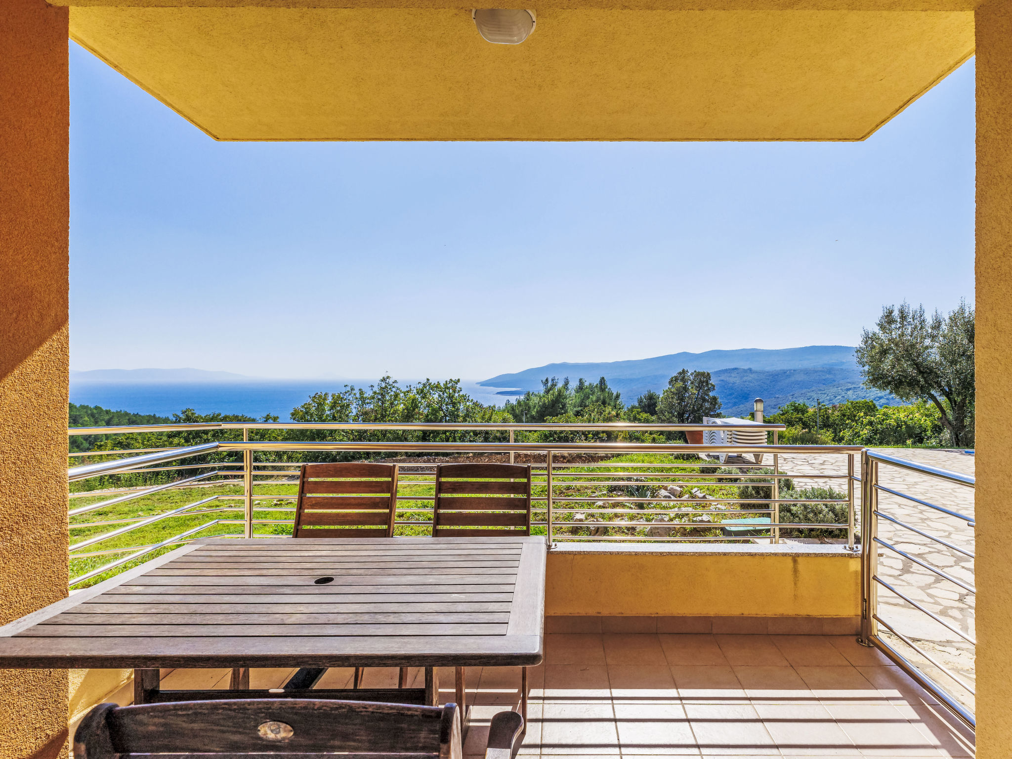 Appartement Orhideja und Magnolia met zwembad, 1,3 km van strand Rabac - foto 13