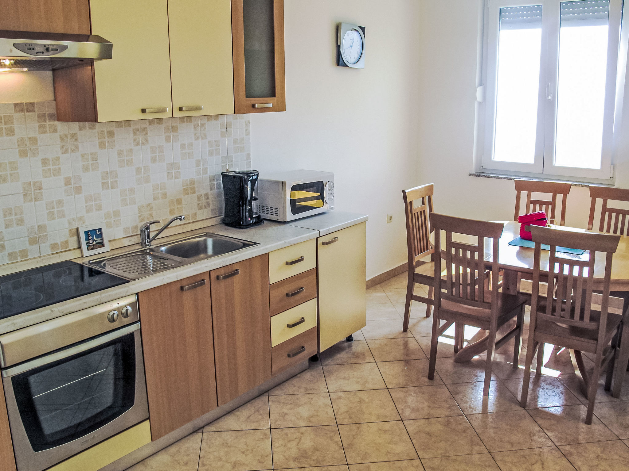 Appartement Orhideja und Magnolia met zwembad, 1,3 km van strand Rabac - foto 8
