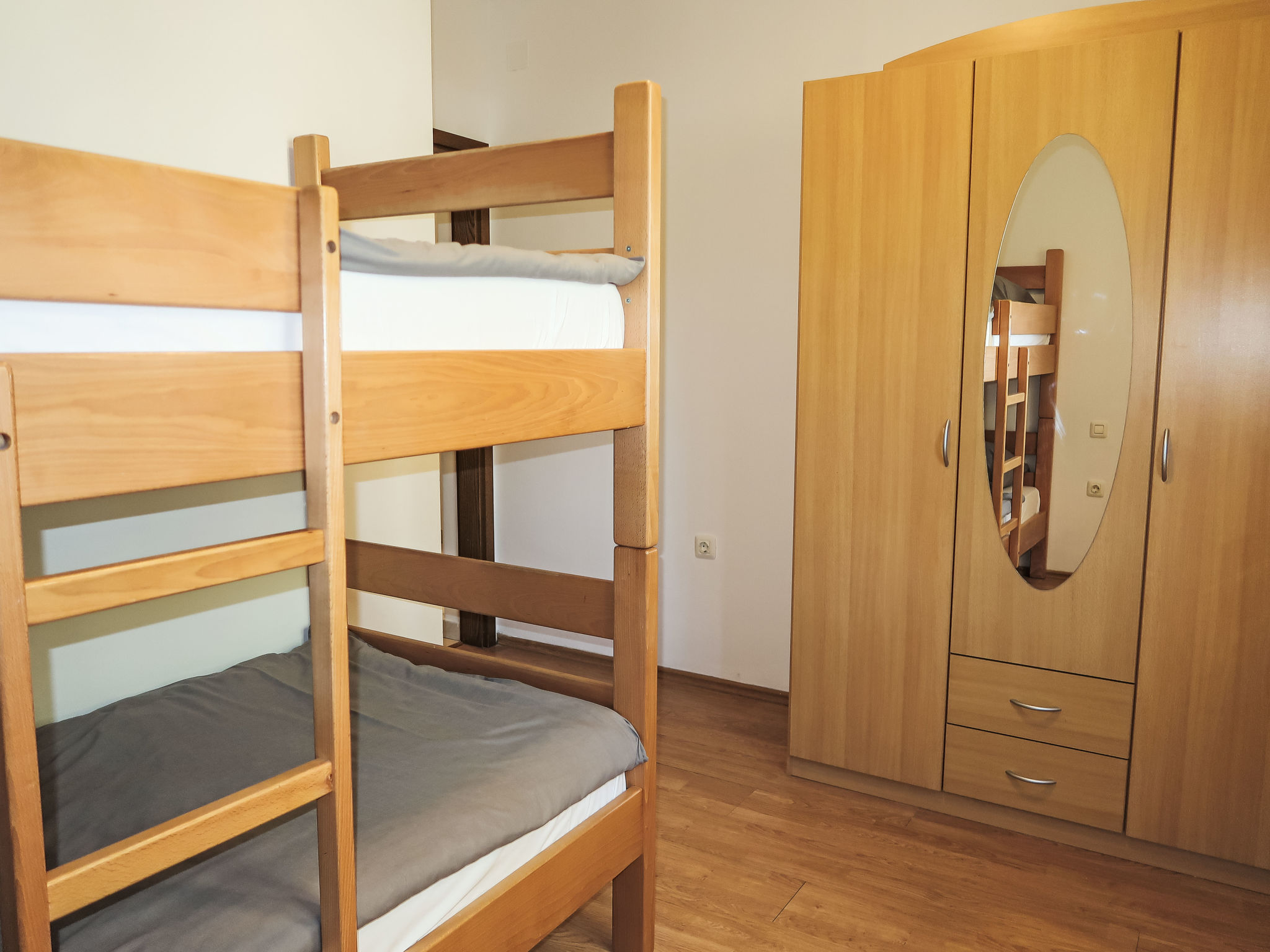 Appartement Orhideja und Magnolia met zwembad, 1,3 km van strand Rabac - foto 16