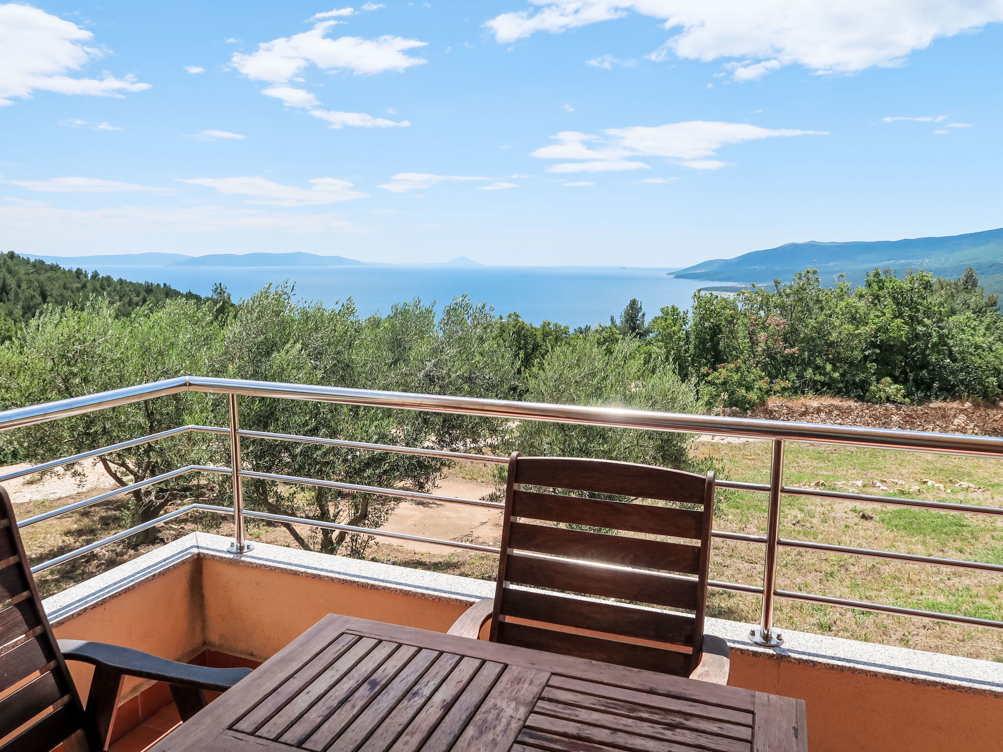 Appartement Orhideja und Magnolia met zwembad, 1,3 km van strand Rabac - foto 5