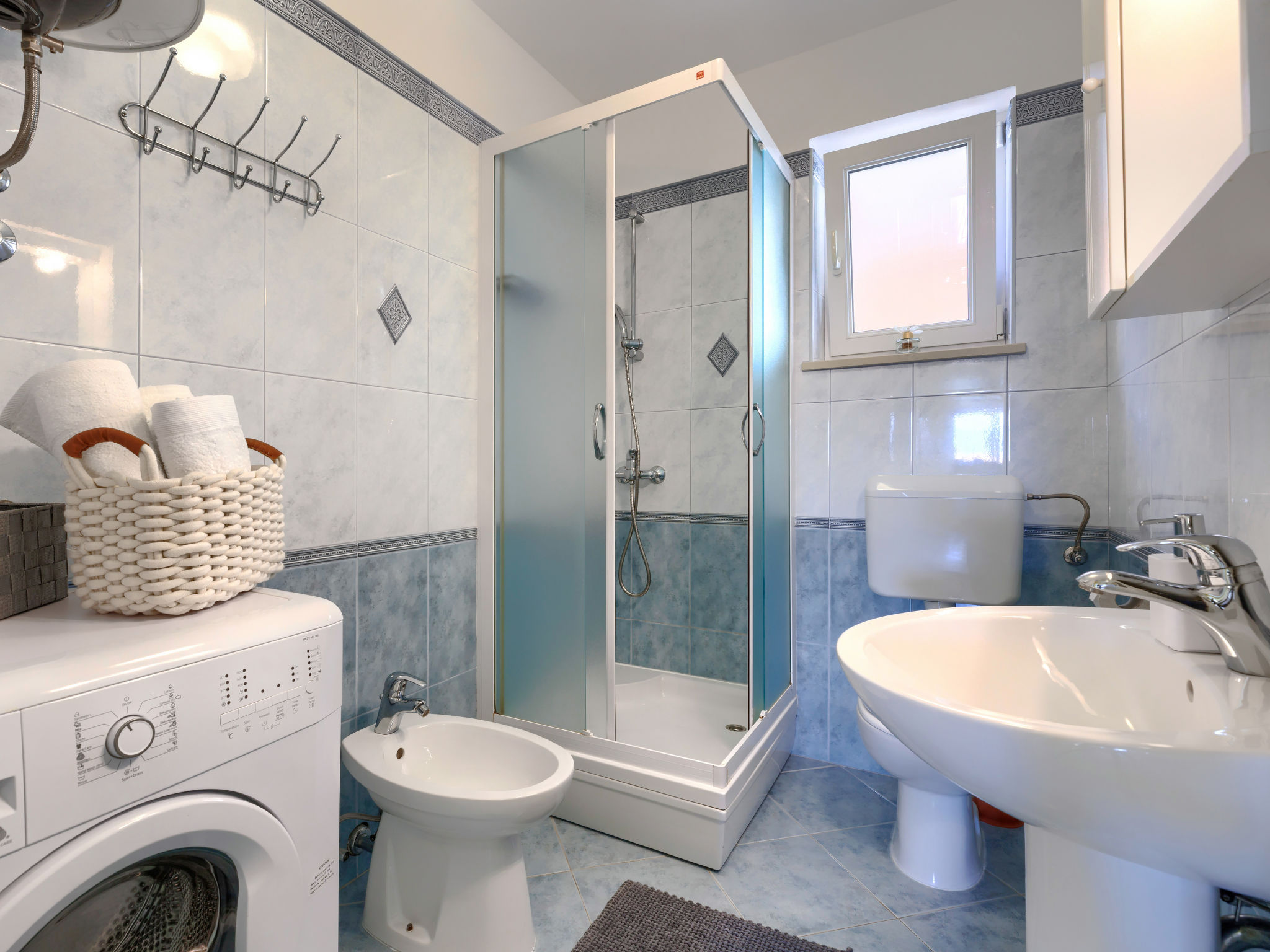 Appartement Egle – Salle de bains, photo 22 sur 38