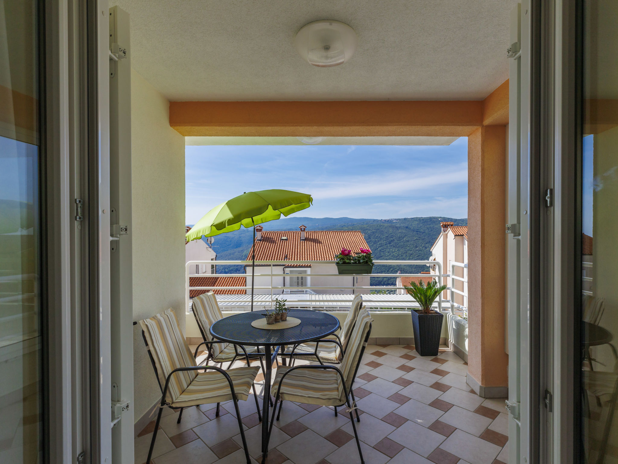 Appartement Egle – Cuisine et coin repas, photo 23 sur 38