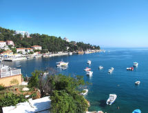 Vakantiehuis Lili: Wonen op 10 meter van de Adriatische Zee in Rabac - thumbnail 3