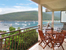 Vakantiehuis Lili: Wonen op 10 meter van de Adriatische Zee in Rabac - thumbnail 1