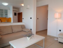 Knus appartement voor 2 direct aan de rotskust van Rabac - thumbnail 5